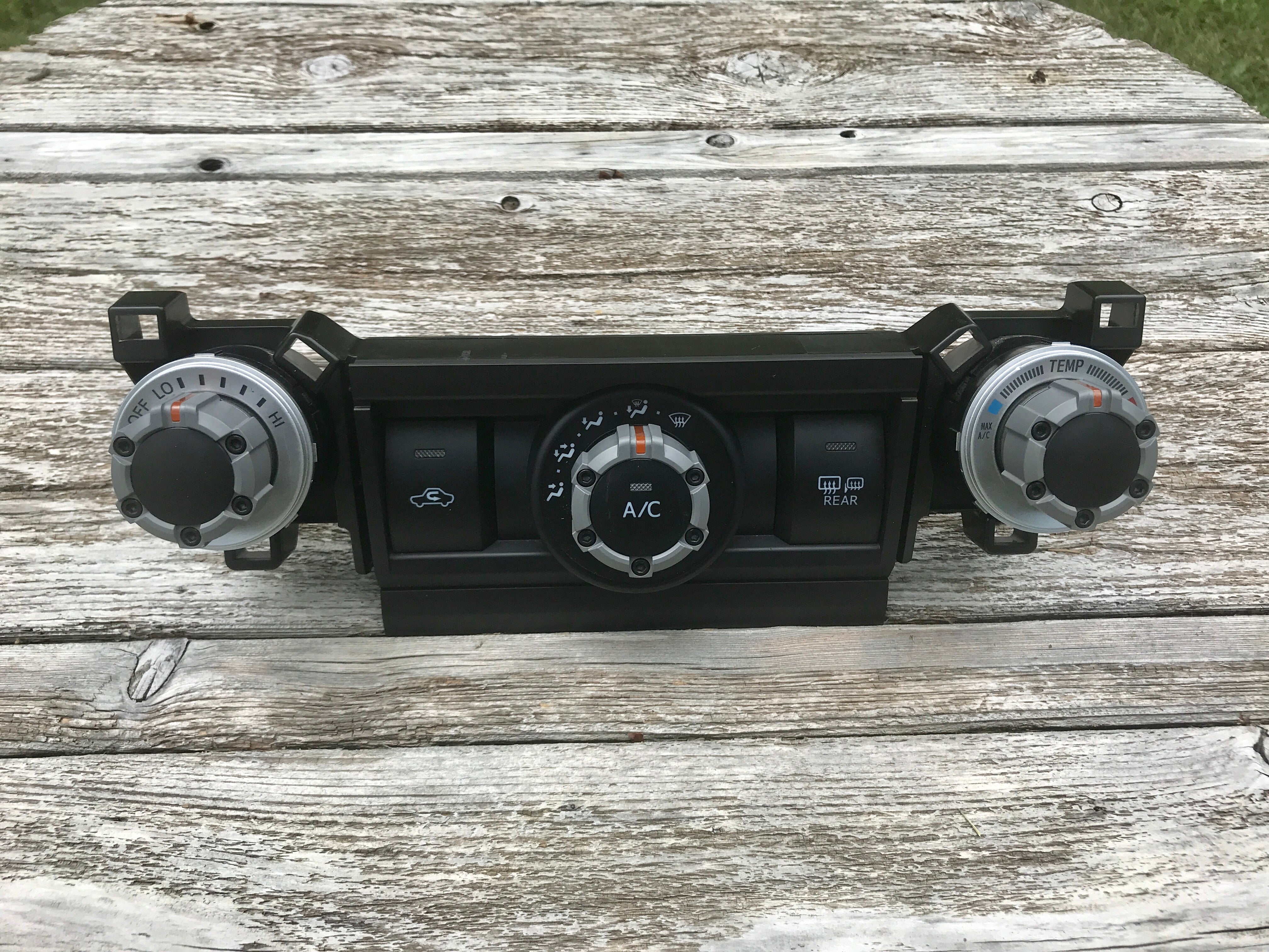 Climate Knobs (For 5th Gen 4Runner) - CEMENT