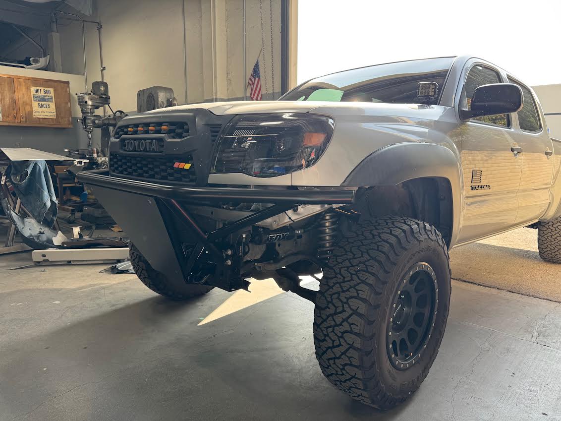 KF Winsome Classic Prerunner Bumper For 2005-2015 Tacoma
