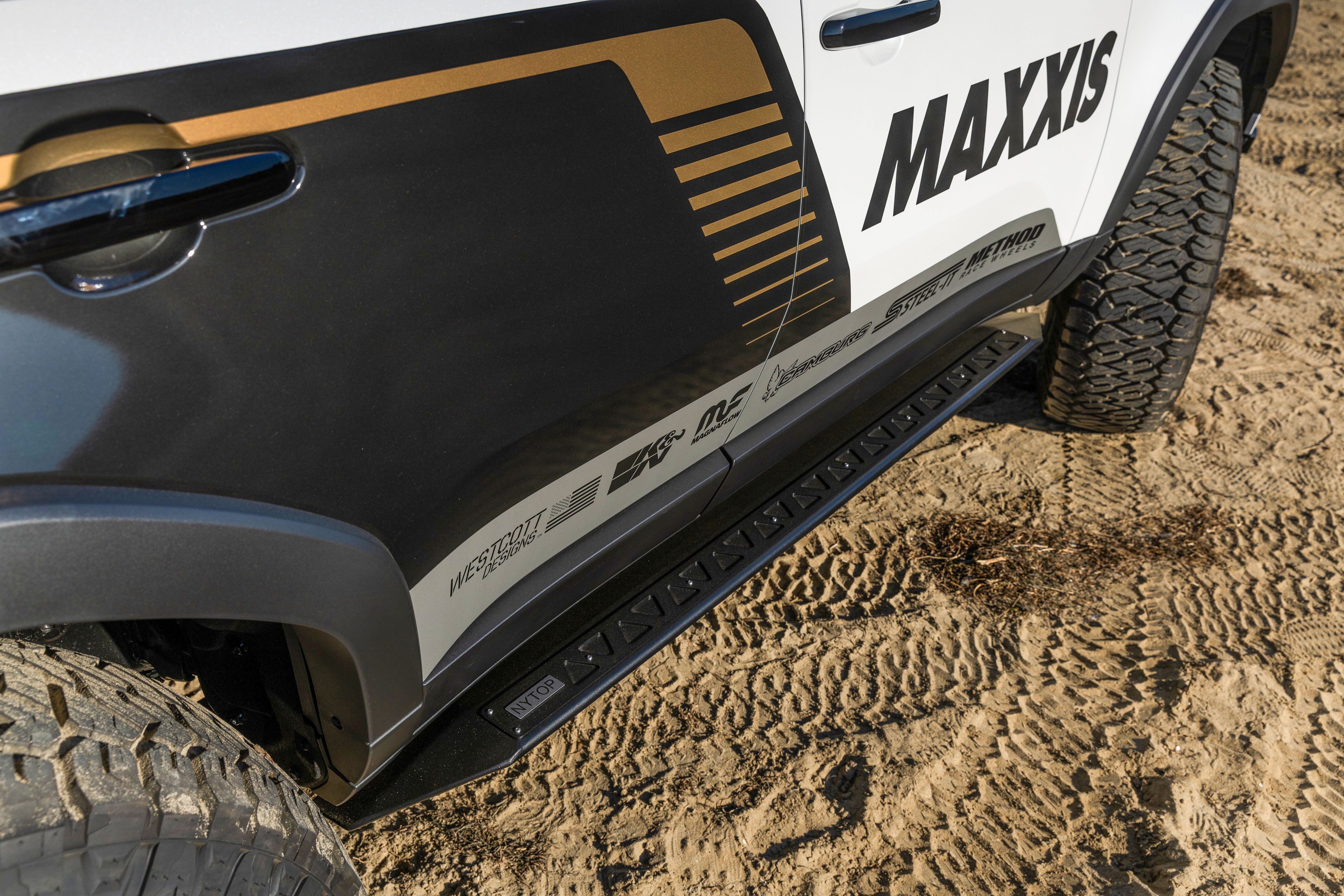 NYTOP Rock Sliders For 2024-Current Lexus GX550/Toyota Land Cruiser
