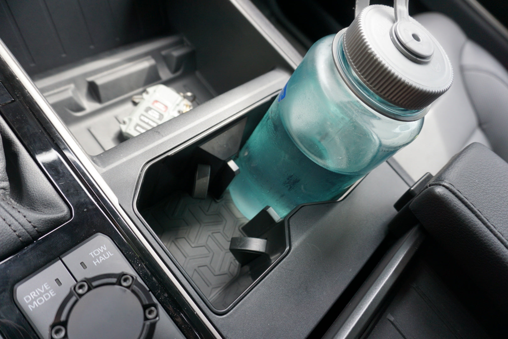 Oversize Cup Holder (For 2022+ Tundra) - LUNAR ROCK