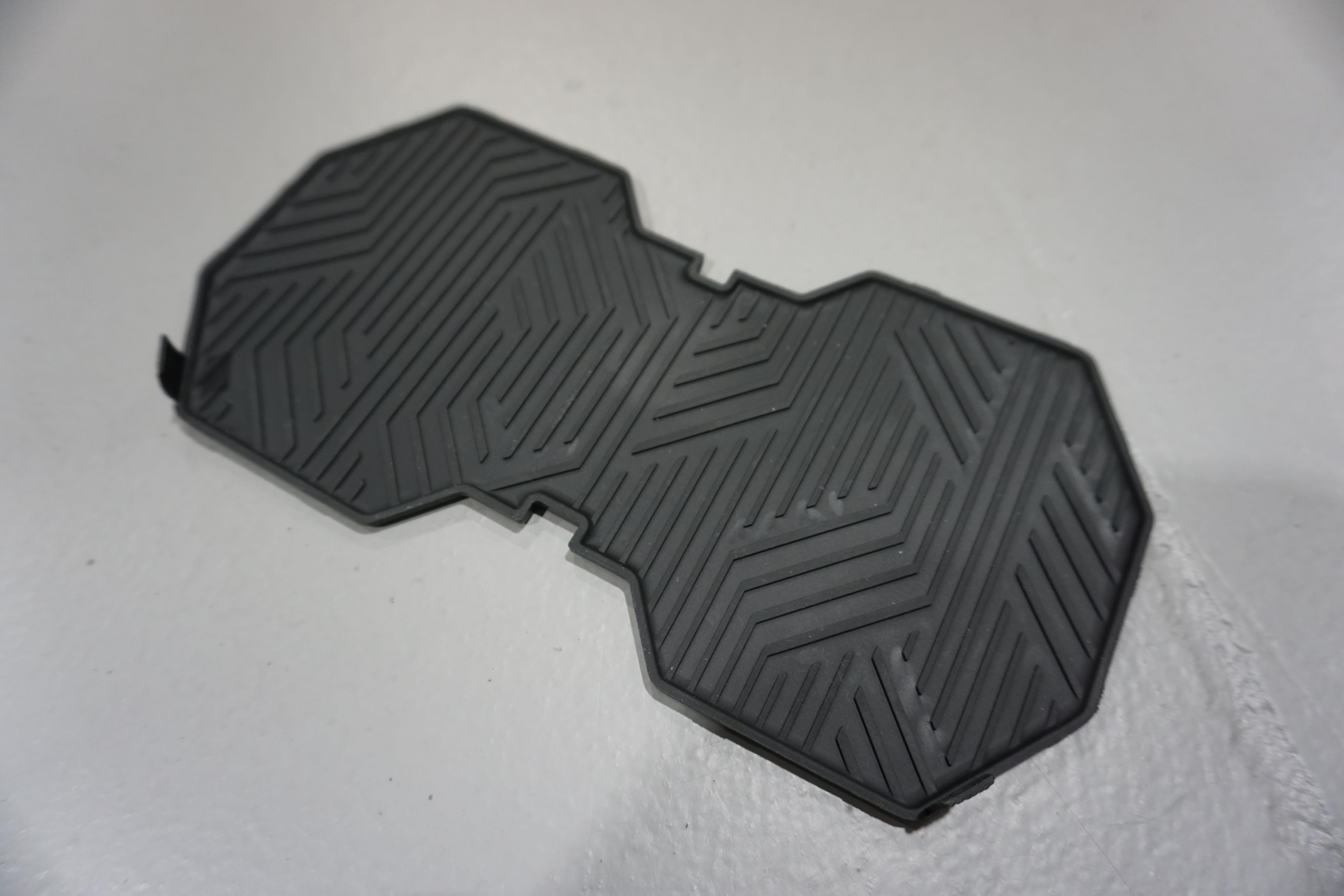 Oversize Cup Holder (For 2024+ Tacoma) - RED/BLACK