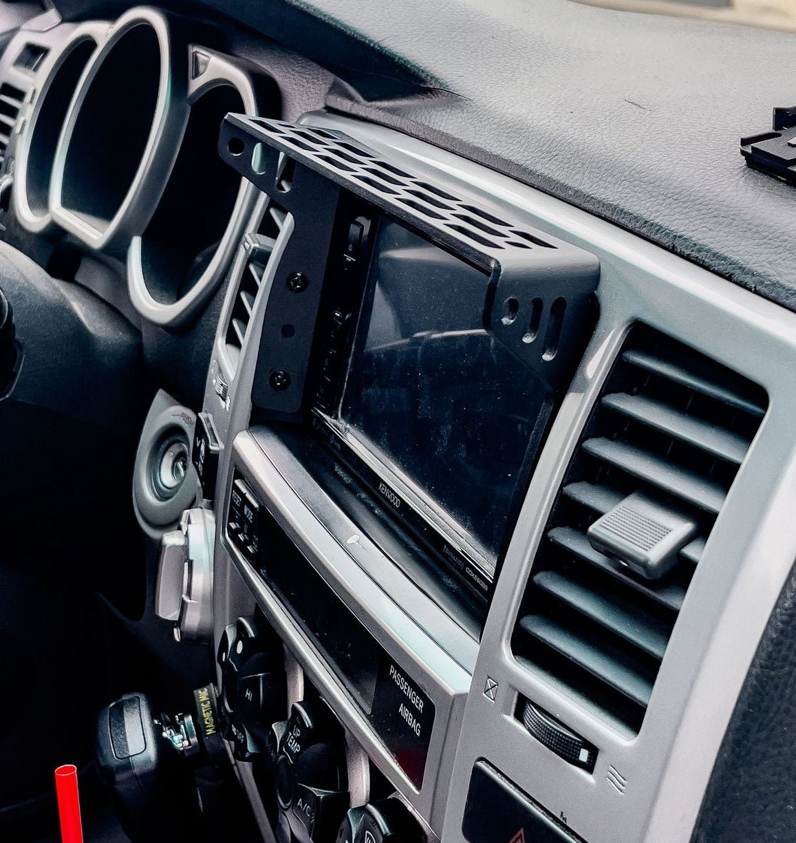 Center Console Dash Modular Accessory Mount (MAM) - For 4th Gen 4Runner (03-09)