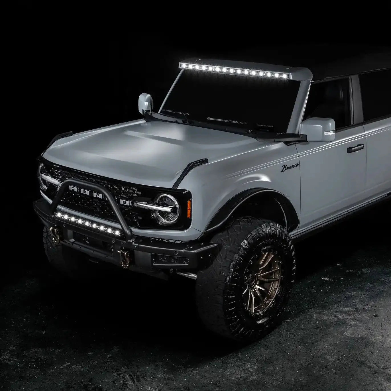 Integrated Roof LED Light Bar For Ford Bronco | ORACLE 18,000 Lumens 240W
