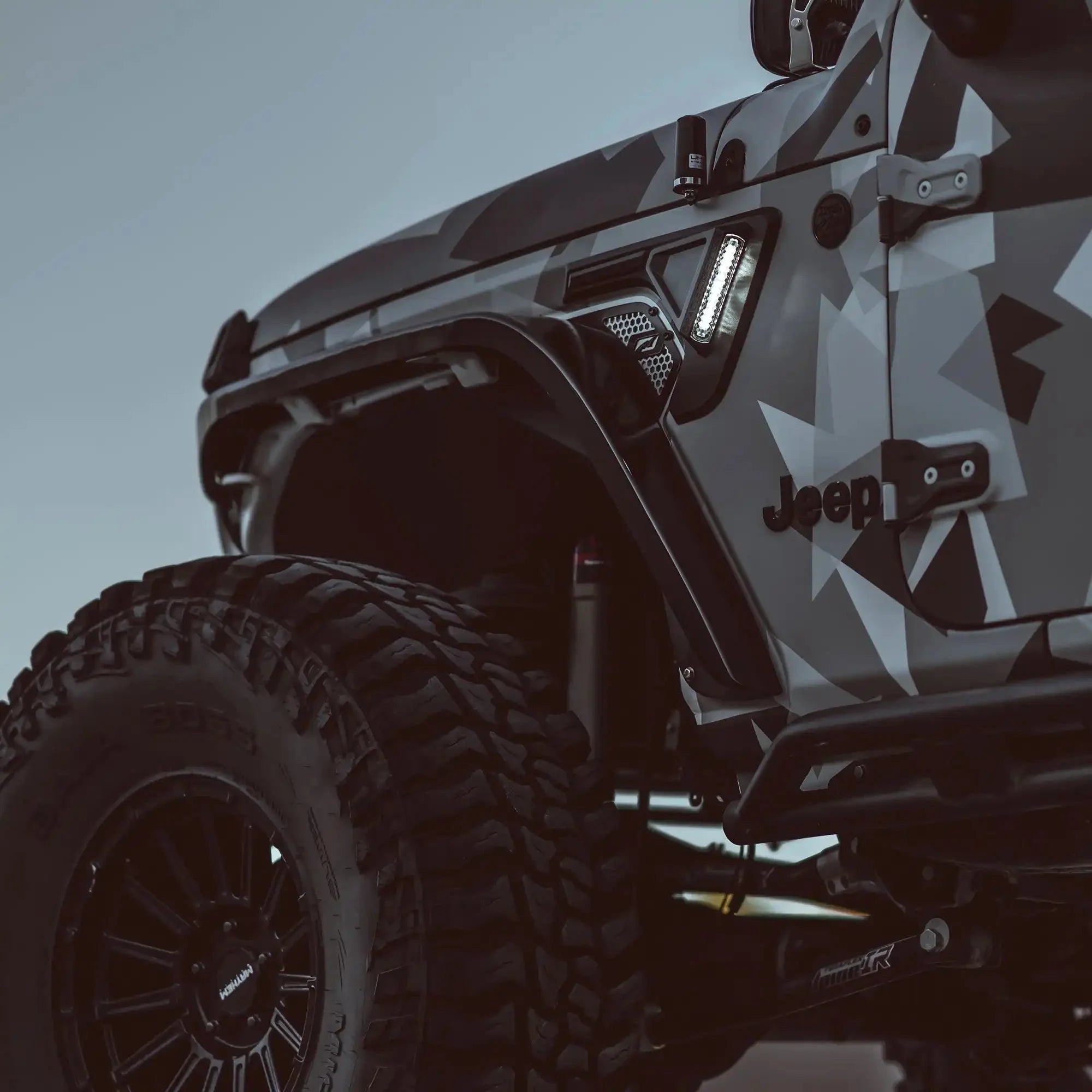 Sidetrack LED Fender Lights For Jeep Wrangler JL & Gladiator JT - Entry & Turn Signal | ORACLE