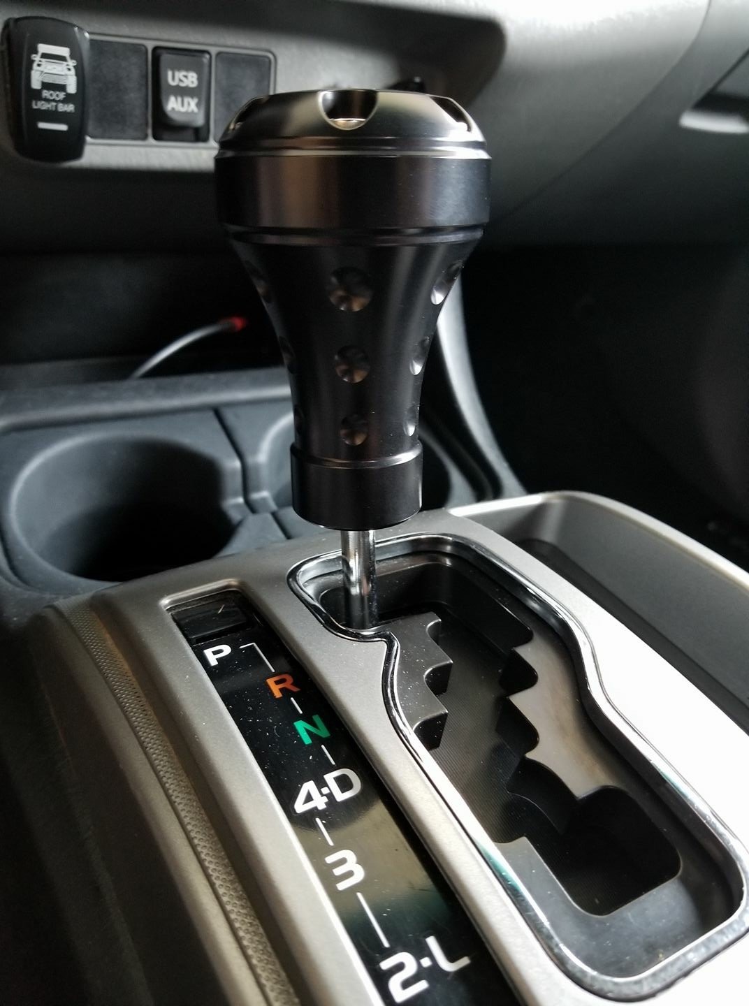 V1 Shift Knob - For Toyota Short Automatic - BLACK