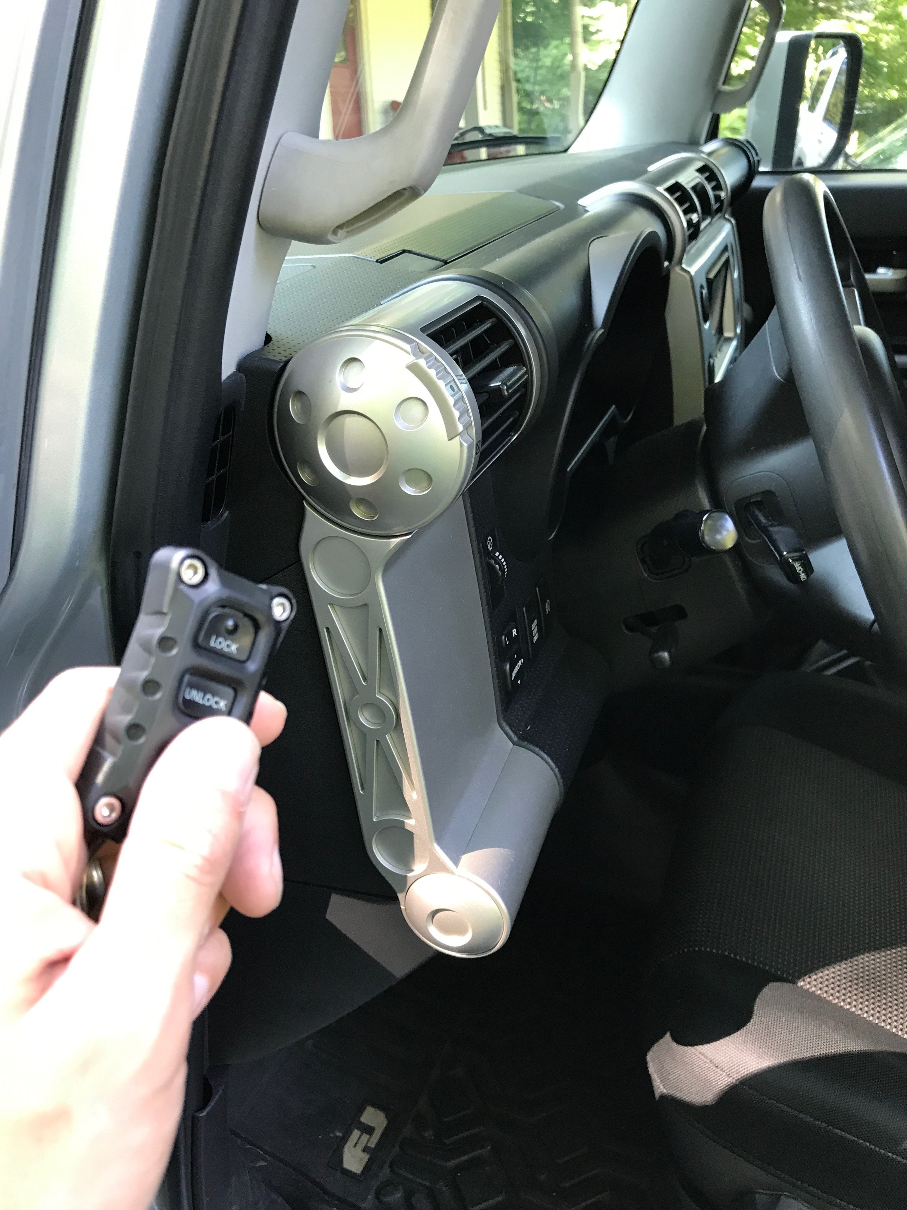 Injection Fob IF005 (For 2007 FJ Cruiser / 1st Gen Tundra) - RED