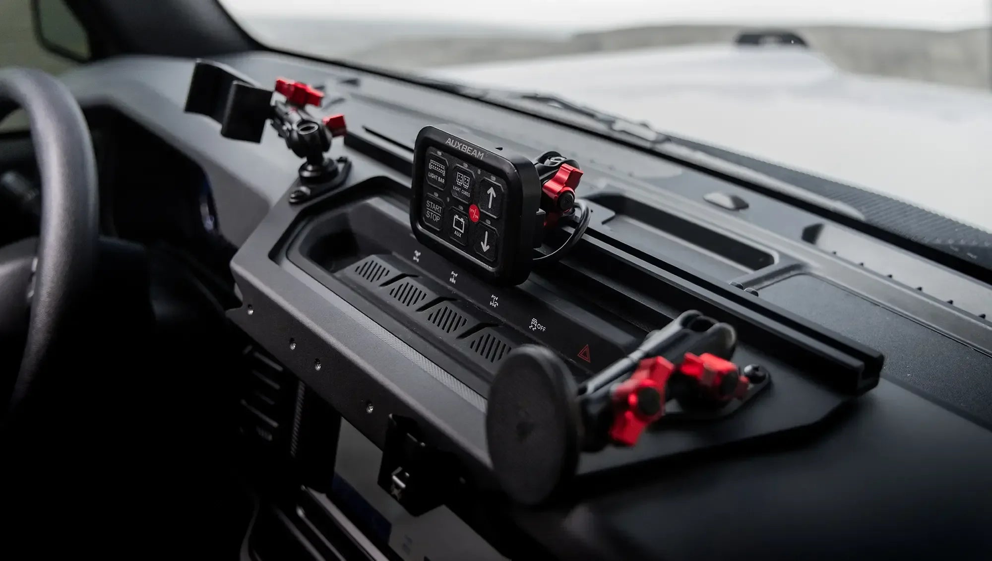 Expedition Essentials Dash Mount With Dual MagSafe Charging Phone Mounts | 2021-2026 Ford Bronco & Bronco Raptor (Non-Sport)