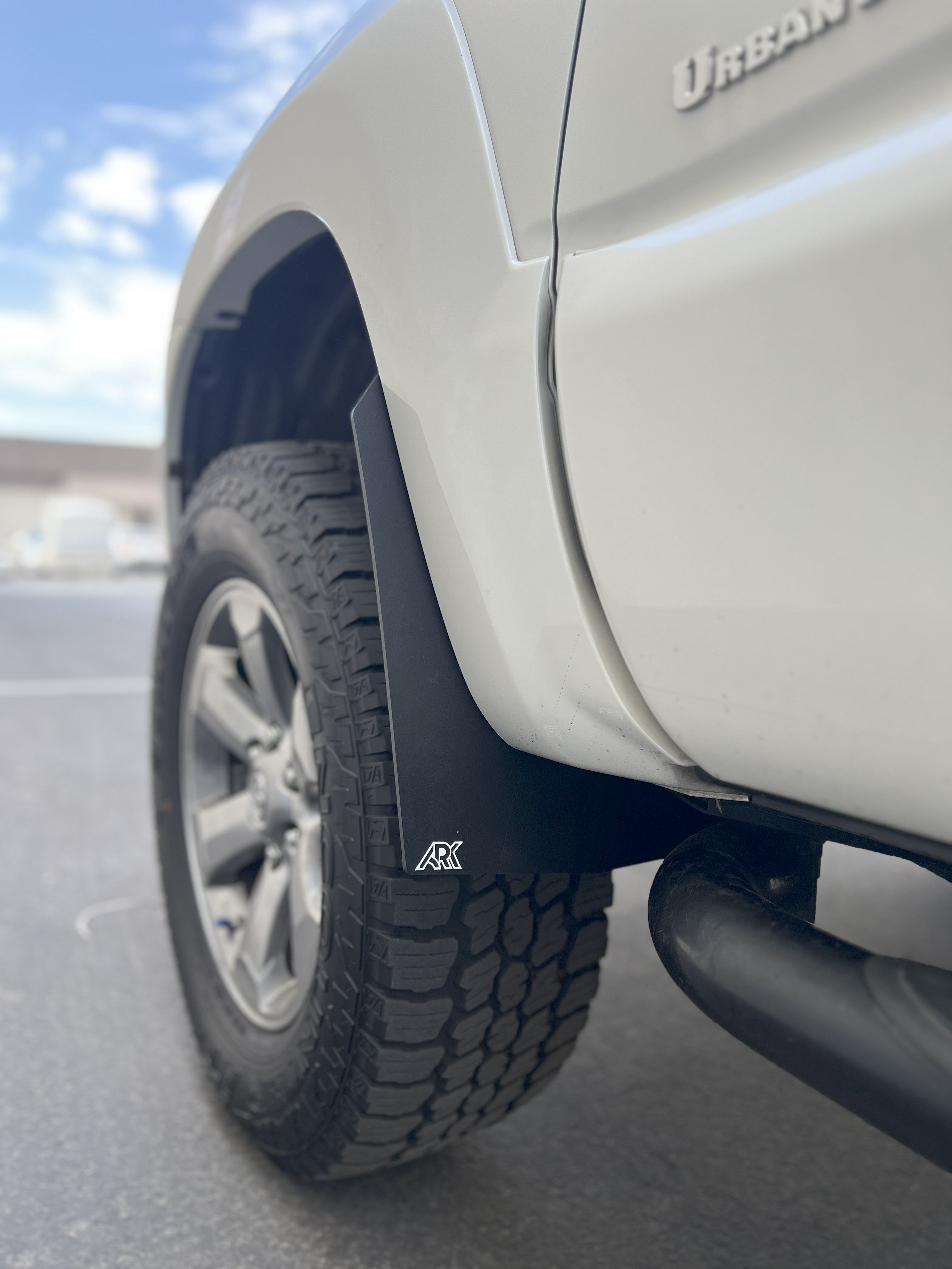 TriXpoly Mid-Mudflaps For 2006 -2009 Toyota 4Runner