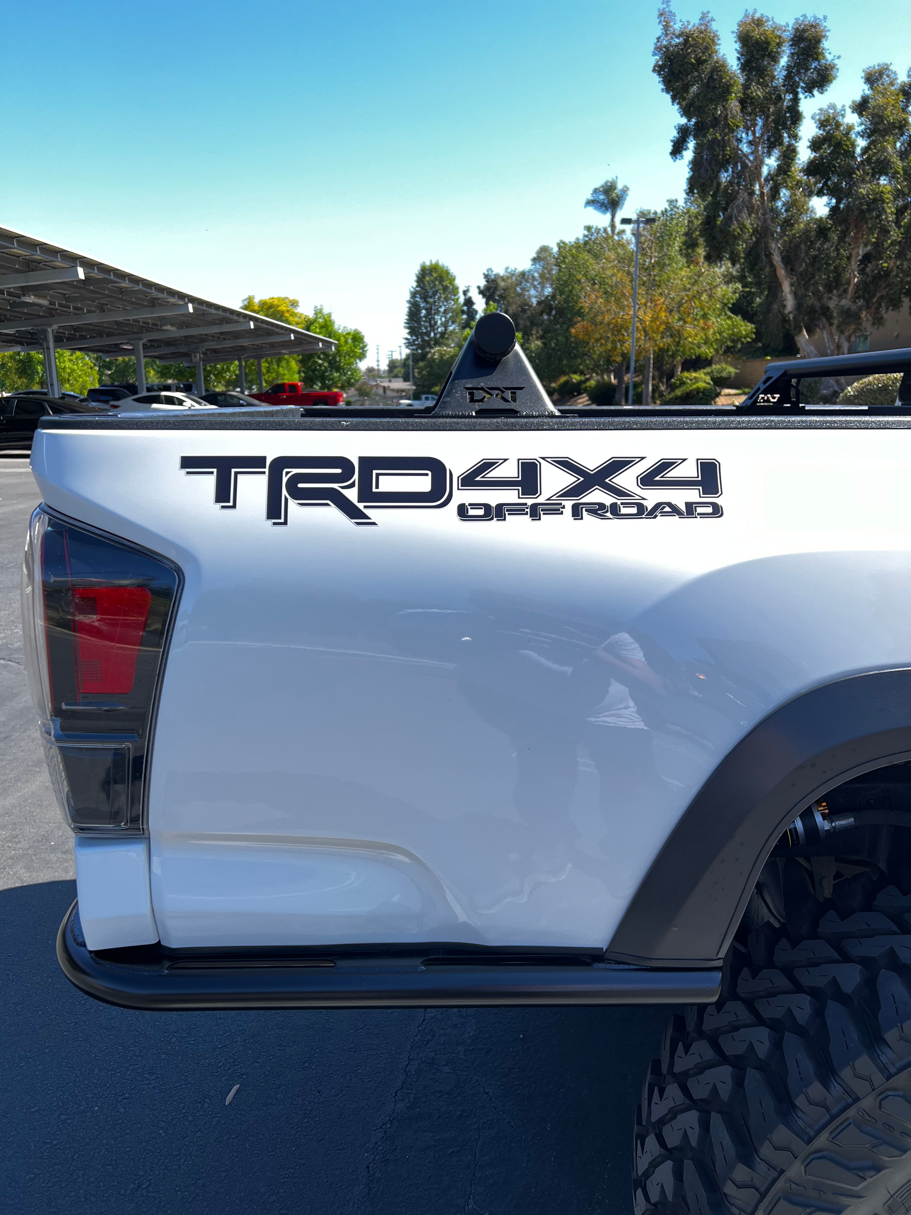 BED DECAL LETTERS (TRD OFFROAD)