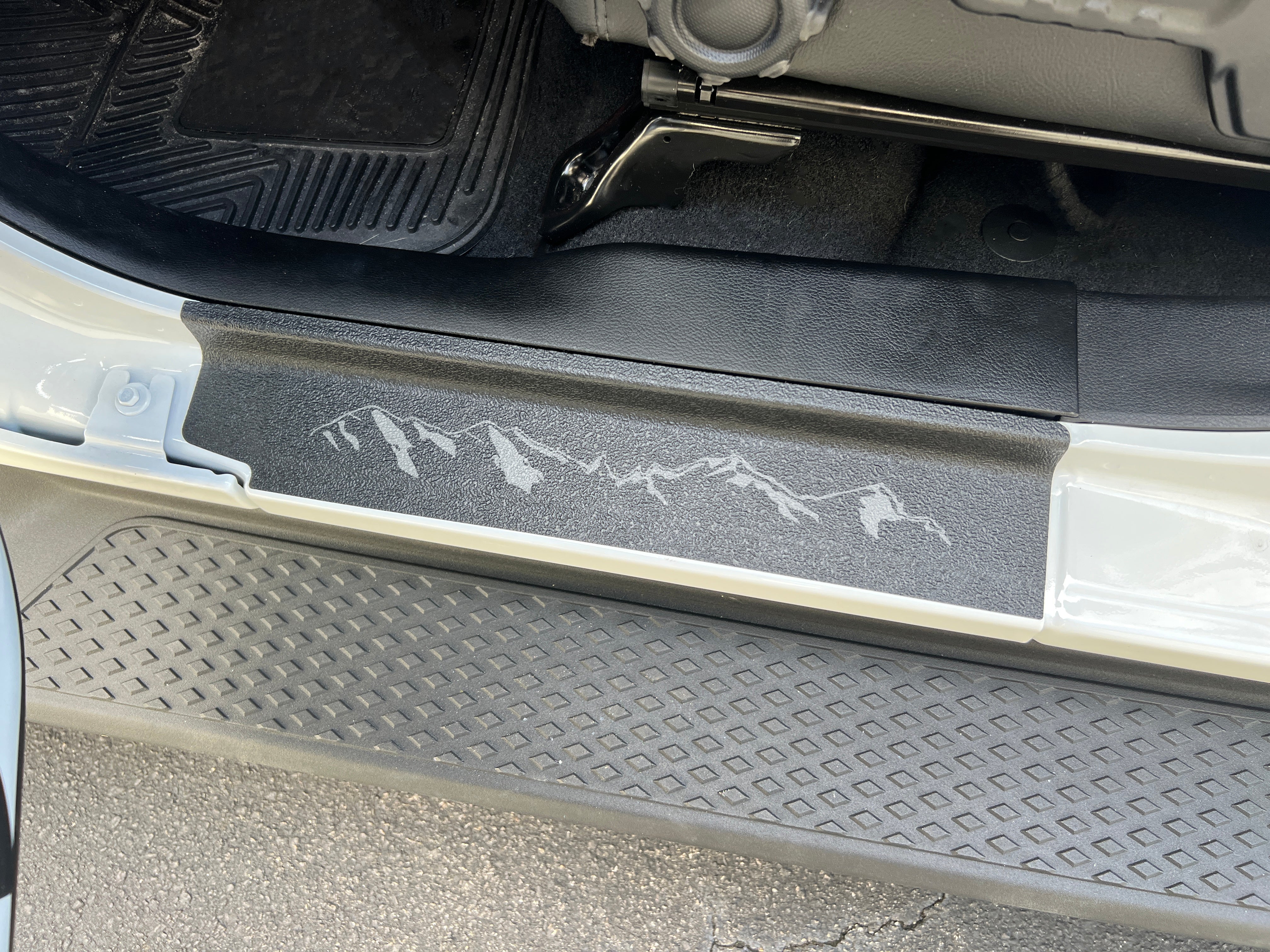 Textured Door Sill Protection Overlays Fits 2019-2026 Jeep Gladiator