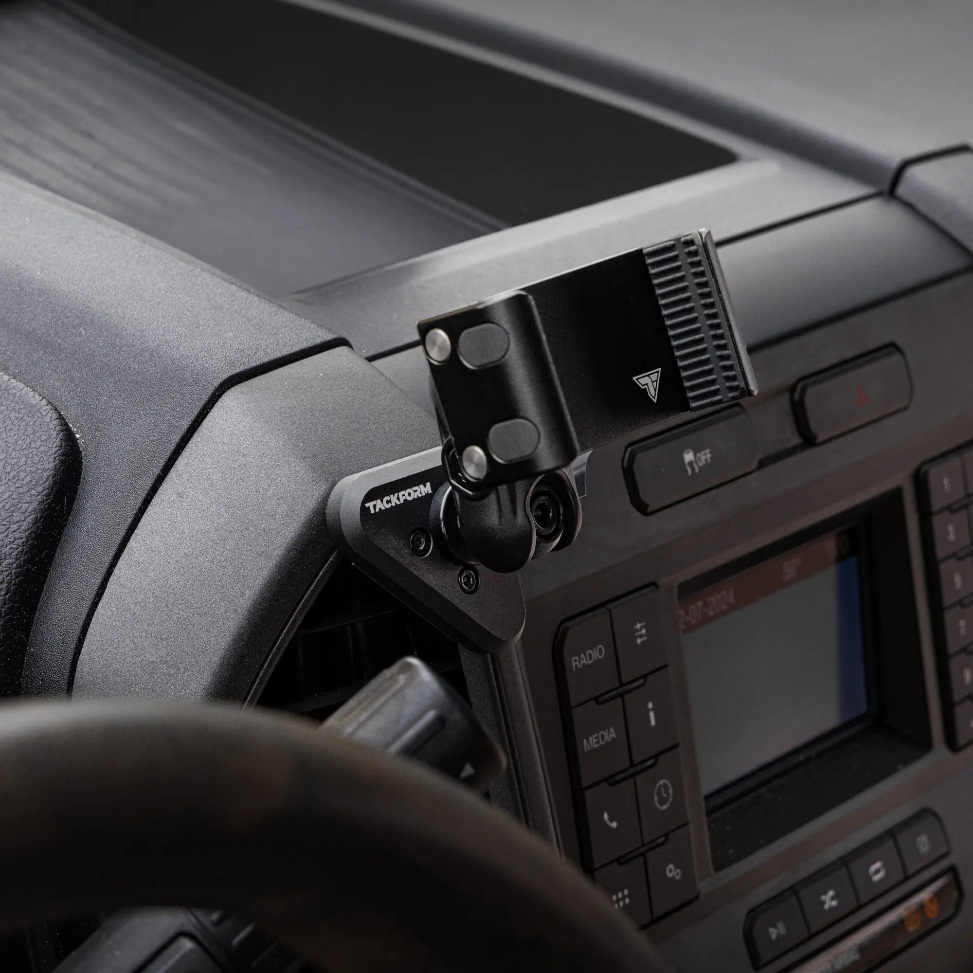 ‘15-‘20 Ford F-150, ‘17-‘22 Super Duty, ‘18-‘21 Expedition LINK™ Vent Mount Bracket With Magnetic Phone Holder | (See Compatibility Info For Year/Trim Details) | Choose Your Arm Length