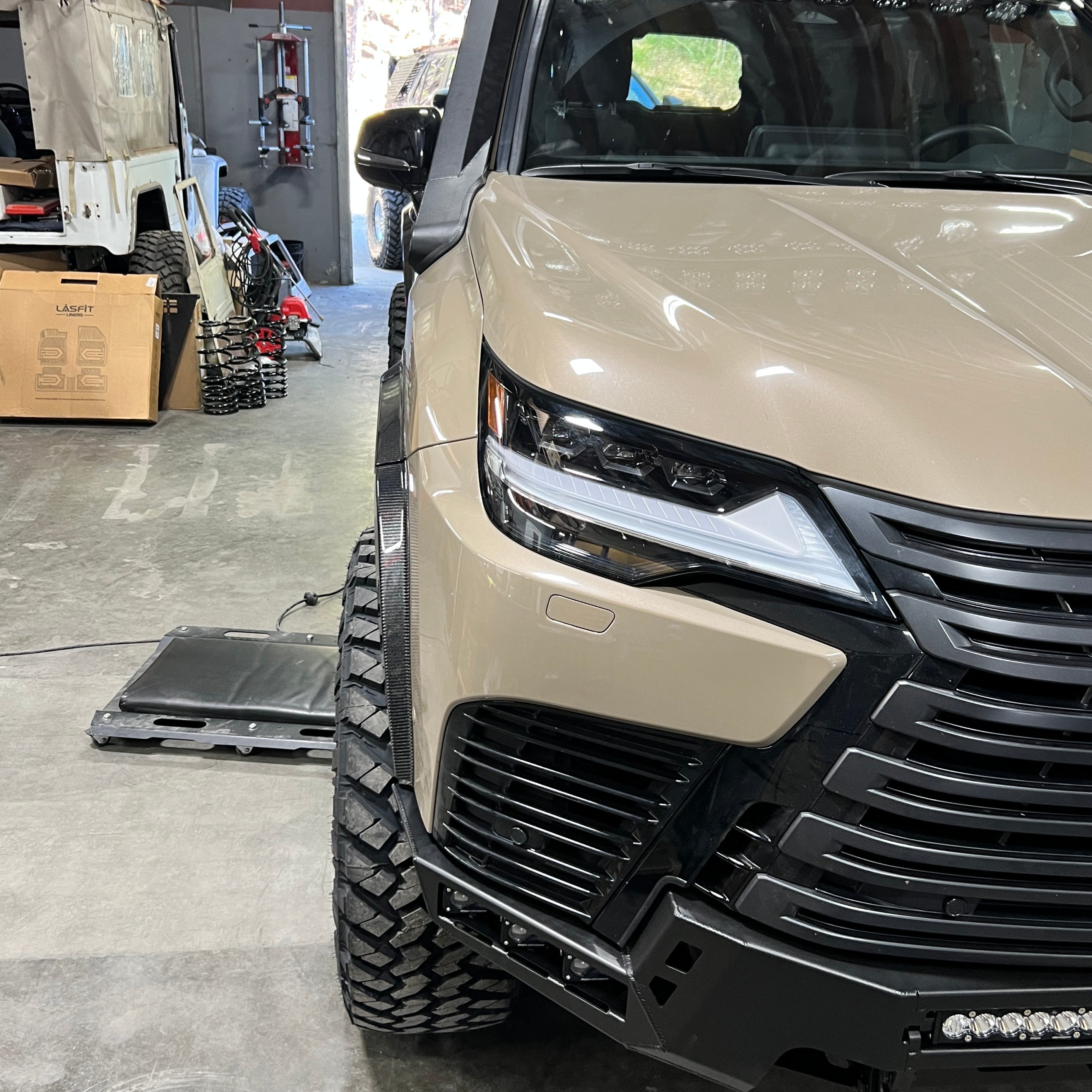 NYTOP Fender Flare Kit For 2022-Current Lexus LX600/700h