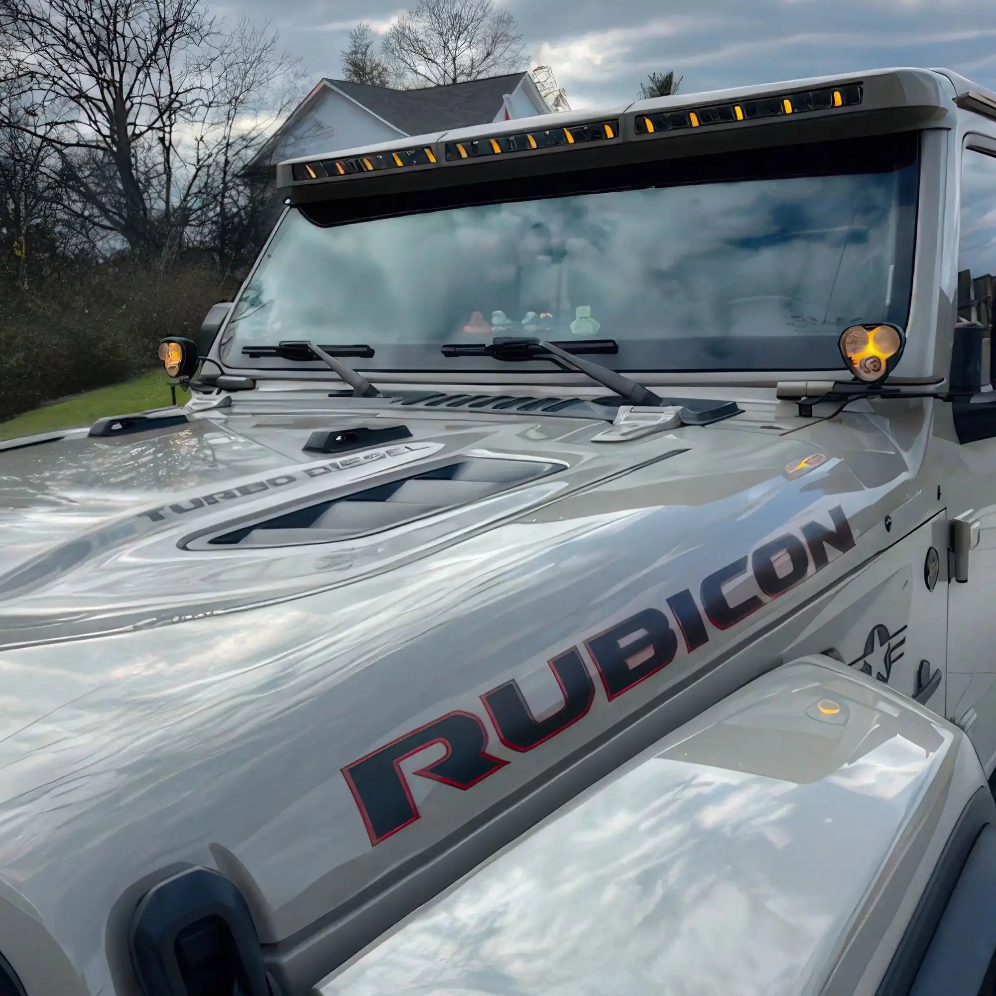 Integrated Roof LED Light Bar For Jeep JL/JT | ORACLE 18,000 Lumens 240W