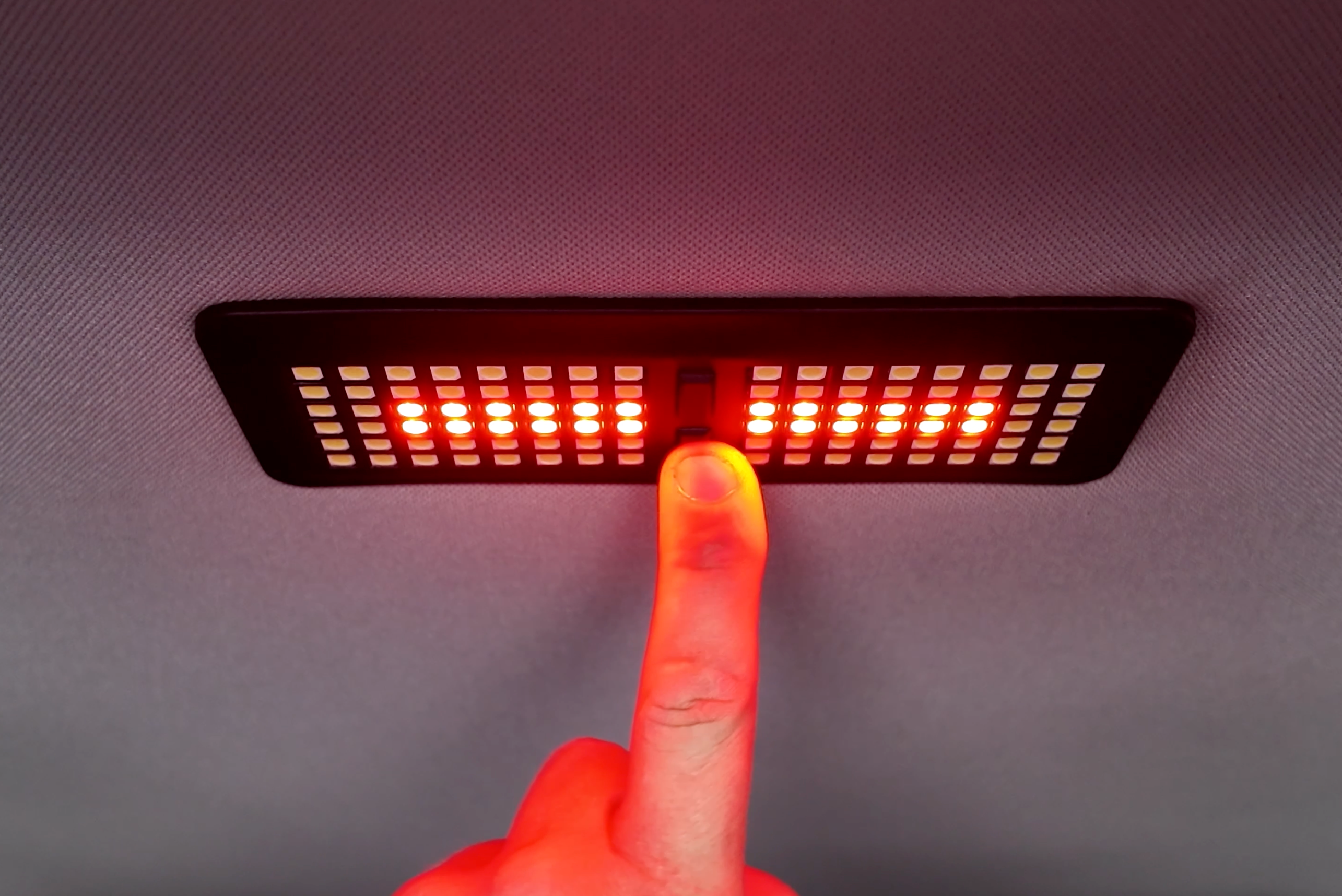 Ultimate Dome Light Dual Color - For 3G Tundra