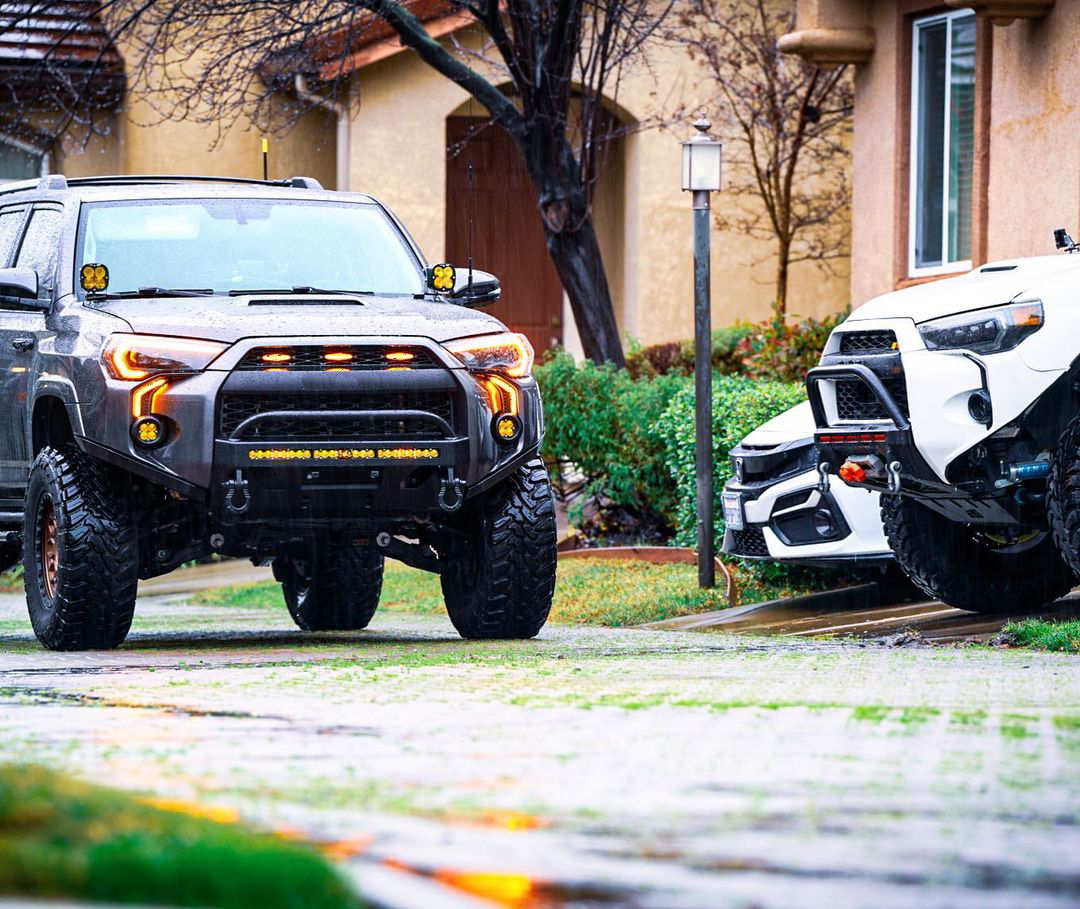 LED DRL Fang Light Bezel Kit For 4Runner 14-24