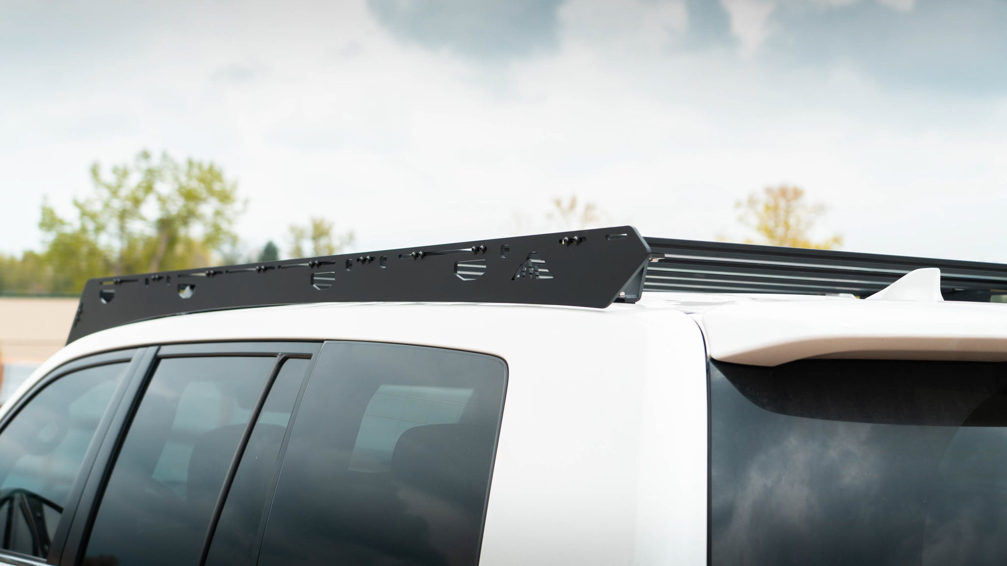 The Blanca (For 2008-2021 Toyota Land Cruiser 200 Series)