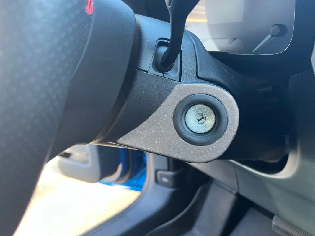 Key ring accent overlay showing car’s ignition switch for Ford Maverick 2022-2024