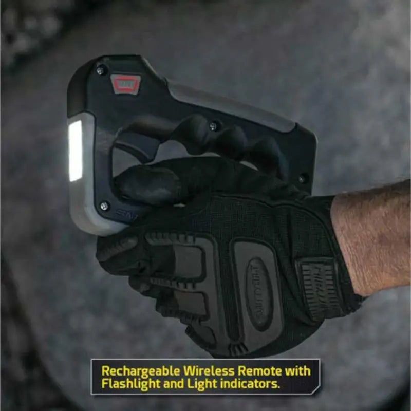 Rechargeable wireless remote for Smittybilt X2O GEN3 winch, equipped with flashlight and light indicators for convenience.