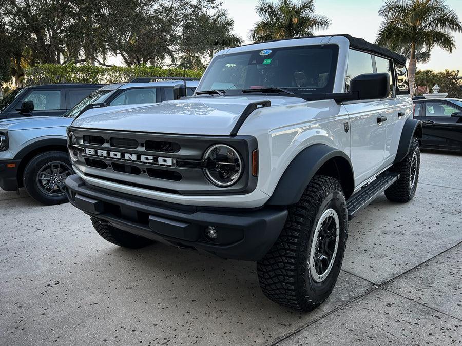 Smoked Signature Style Light Bar Overlays For 2021+ Bronco (Standard Headlights)