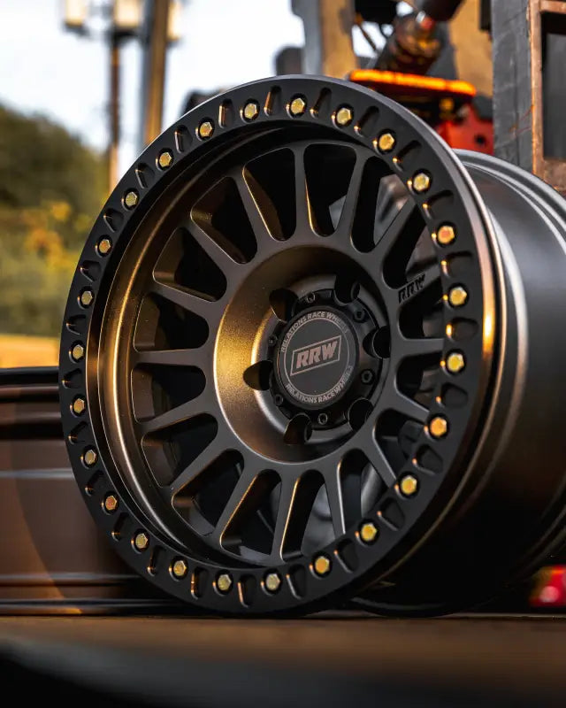 True Beadlock Ring for Hybrid Wheels V2 installed on a wheel, emphasizing high tensile 6061-T6 aluminum construction for off-road use.