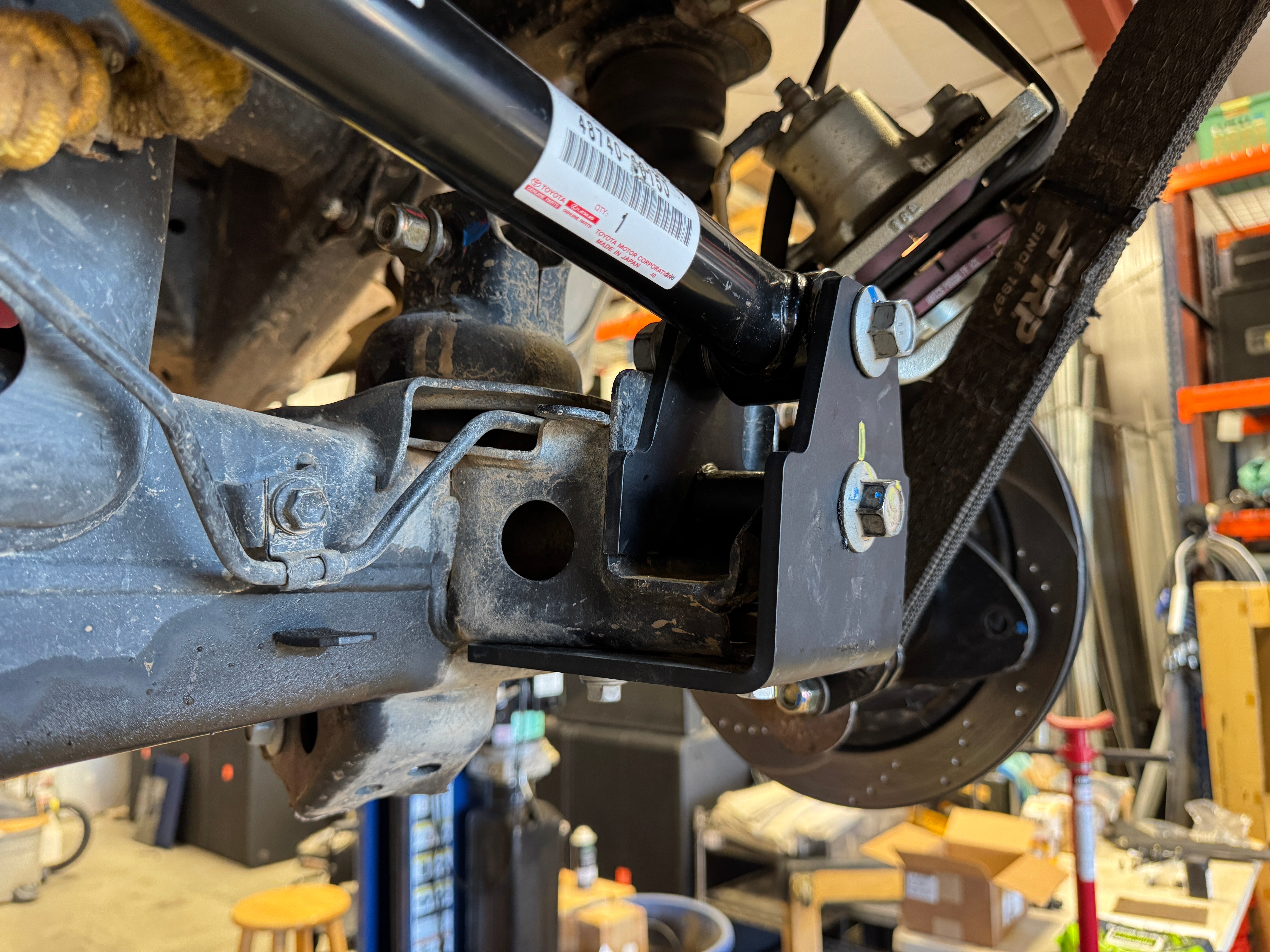 B.O.T.C.K - Bolt On TrackBar Correction kit For Land Cruiser 200 series/ LX 570