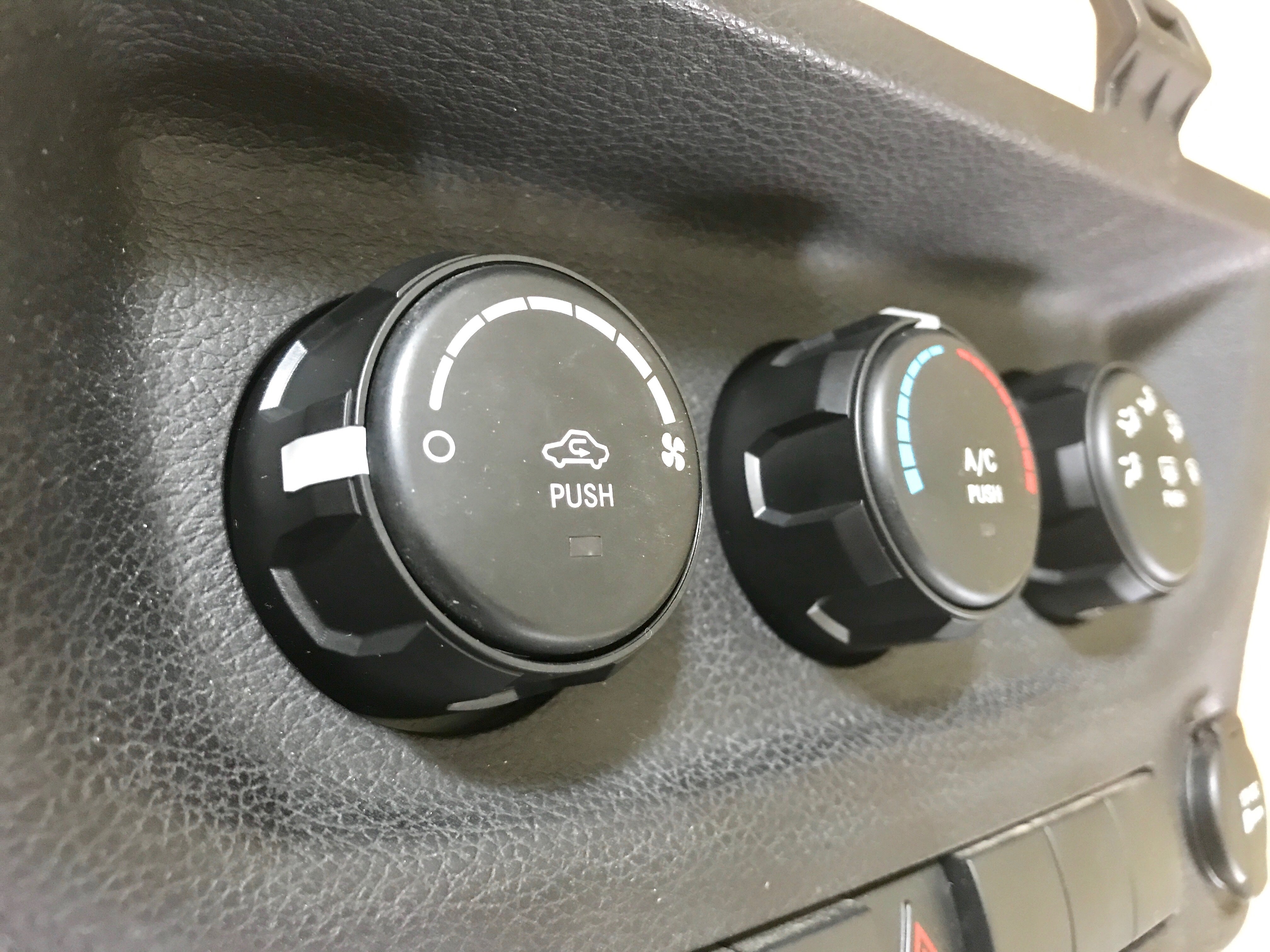 Climate Knobs (For 2011-2018 Wrangler JK) - BLACK