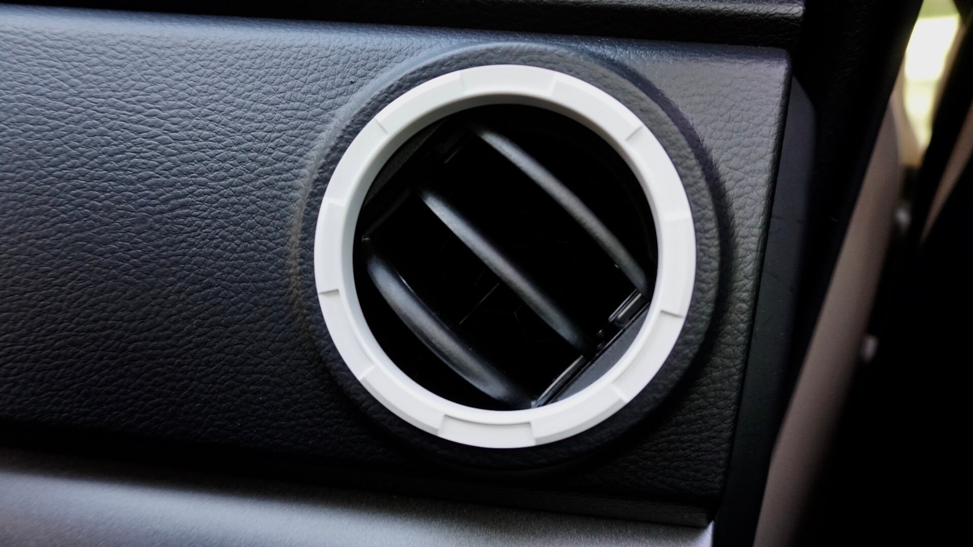 Vent Rings (For 2014-2021 Tundra) - WHITE