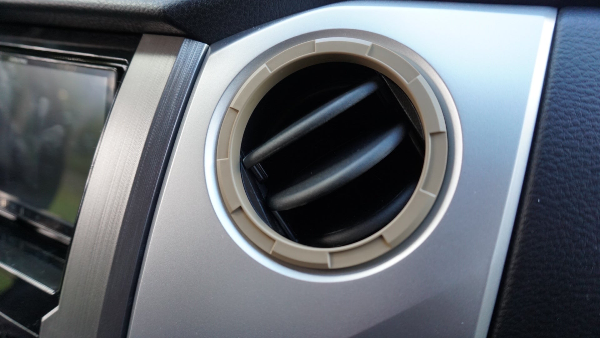Vent Rings (For 2014-2021 Tundra) - QUICKSAND