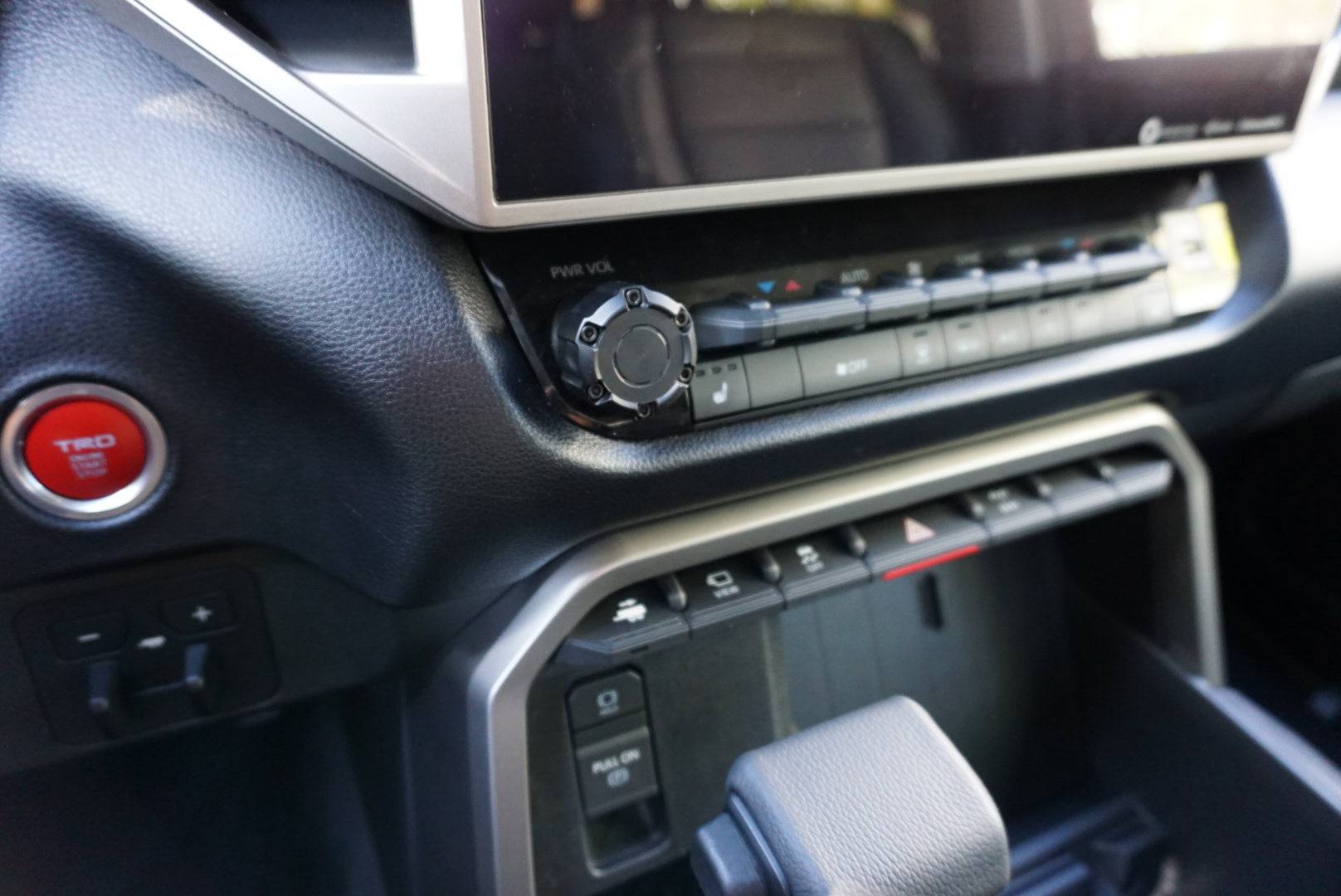 V1 Radio Knob (For 2022+ Tundra / 2024+ Tacoma / 2025+ 4Runner) - BLACK