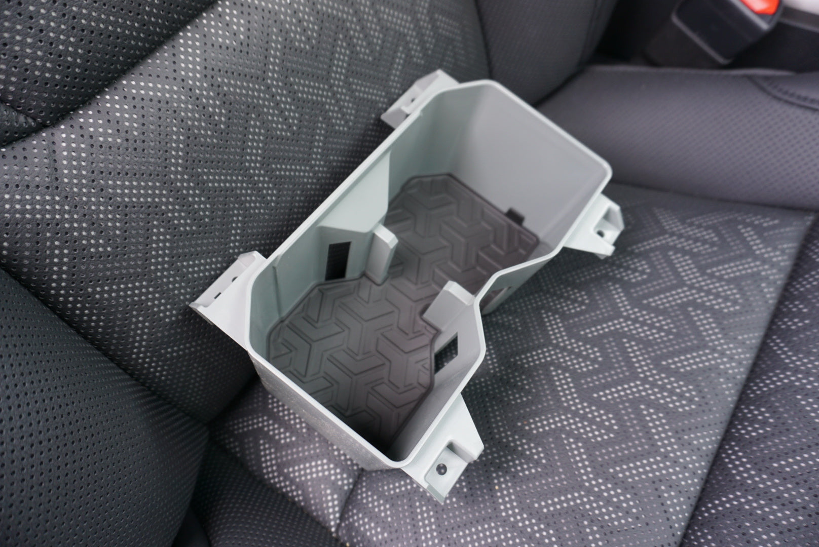 Oversize Cup Holder (For 2022+ Tundra) - LUNAR ROCK