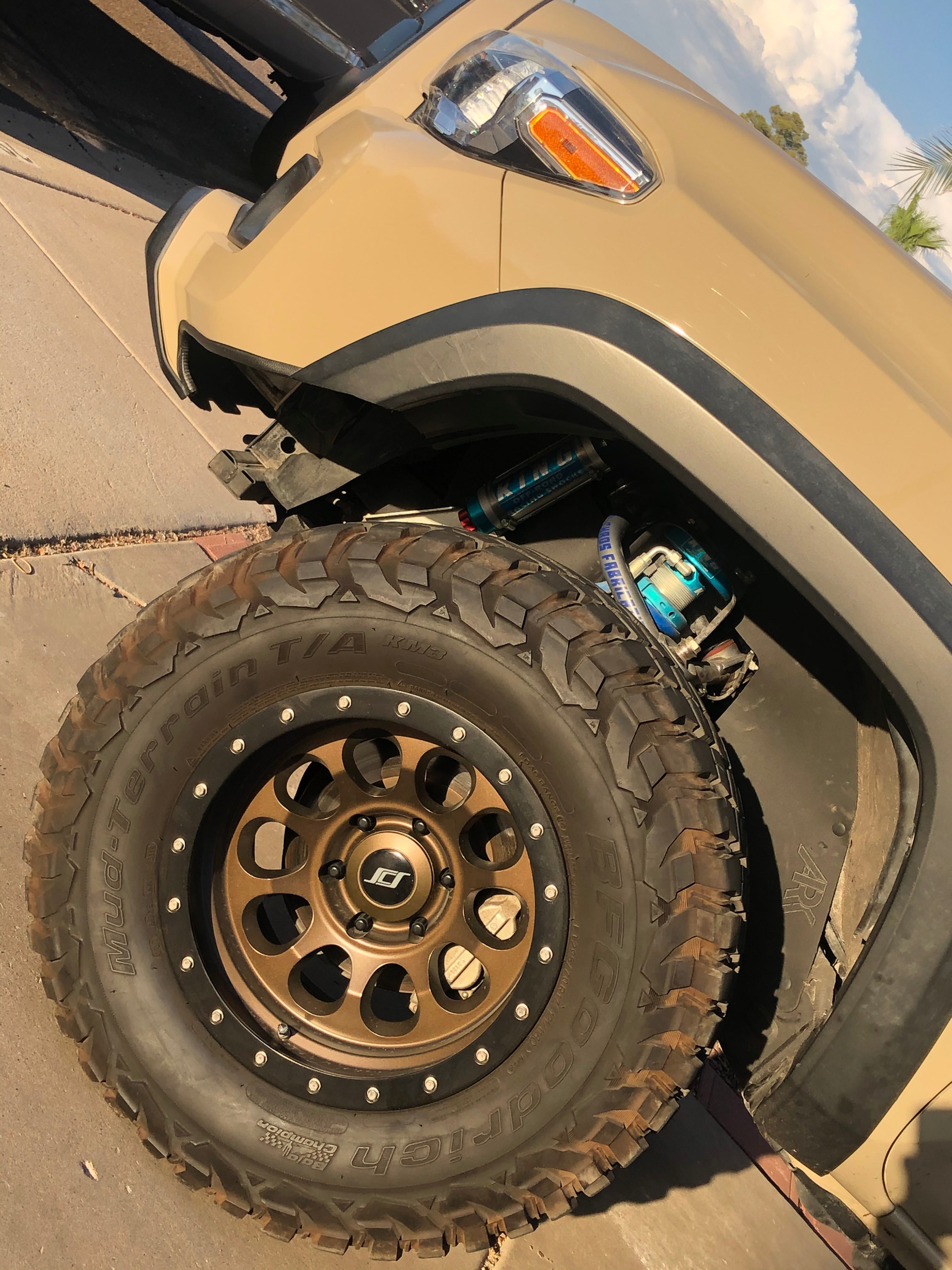 Splash Guards For 2016-2023 Toyota Tacoma