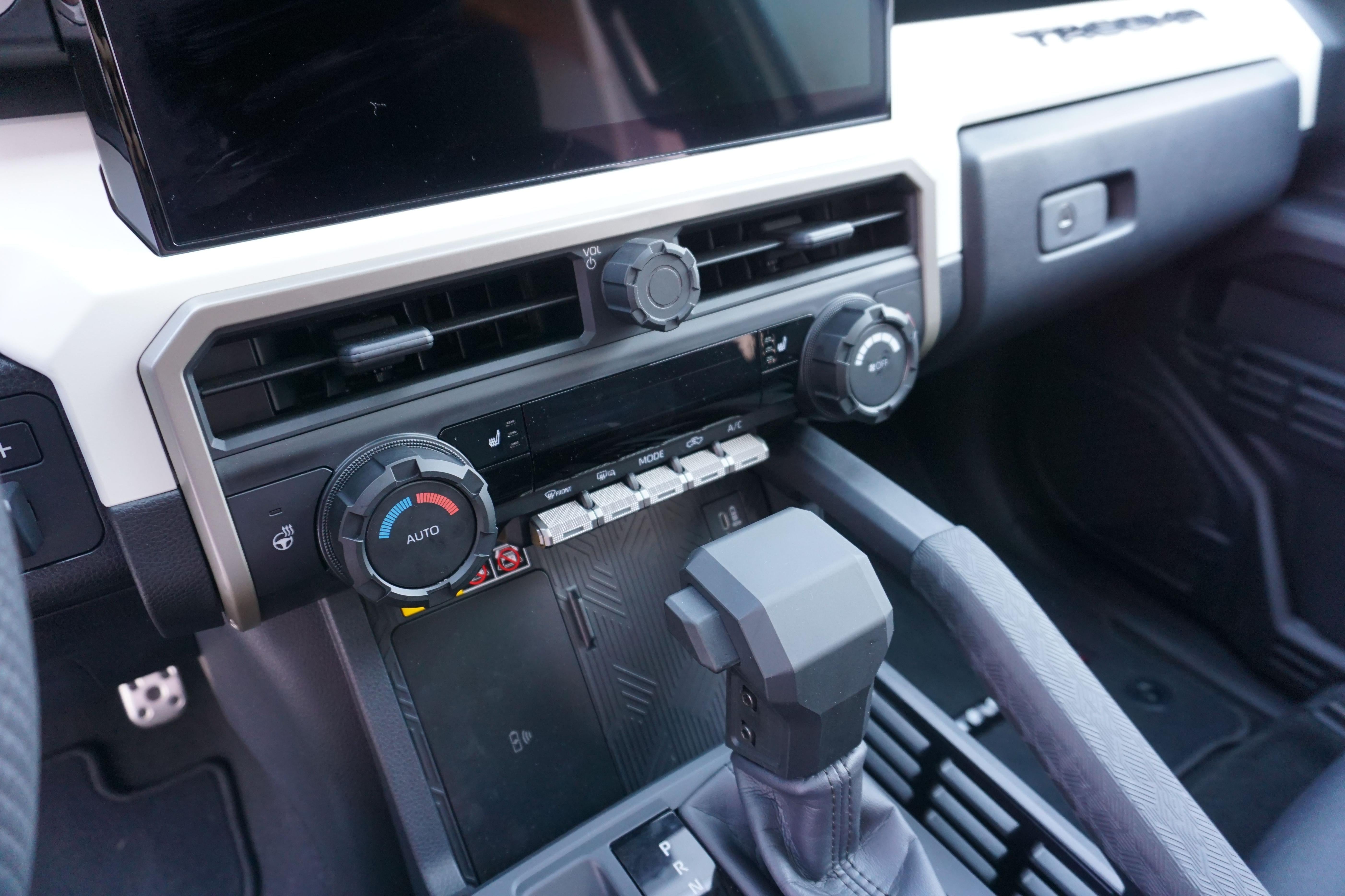 V2 Radio Knob (For 2022+ Tundra / 2024+ Tacoma / 2025+ 4Runner) - BLACK