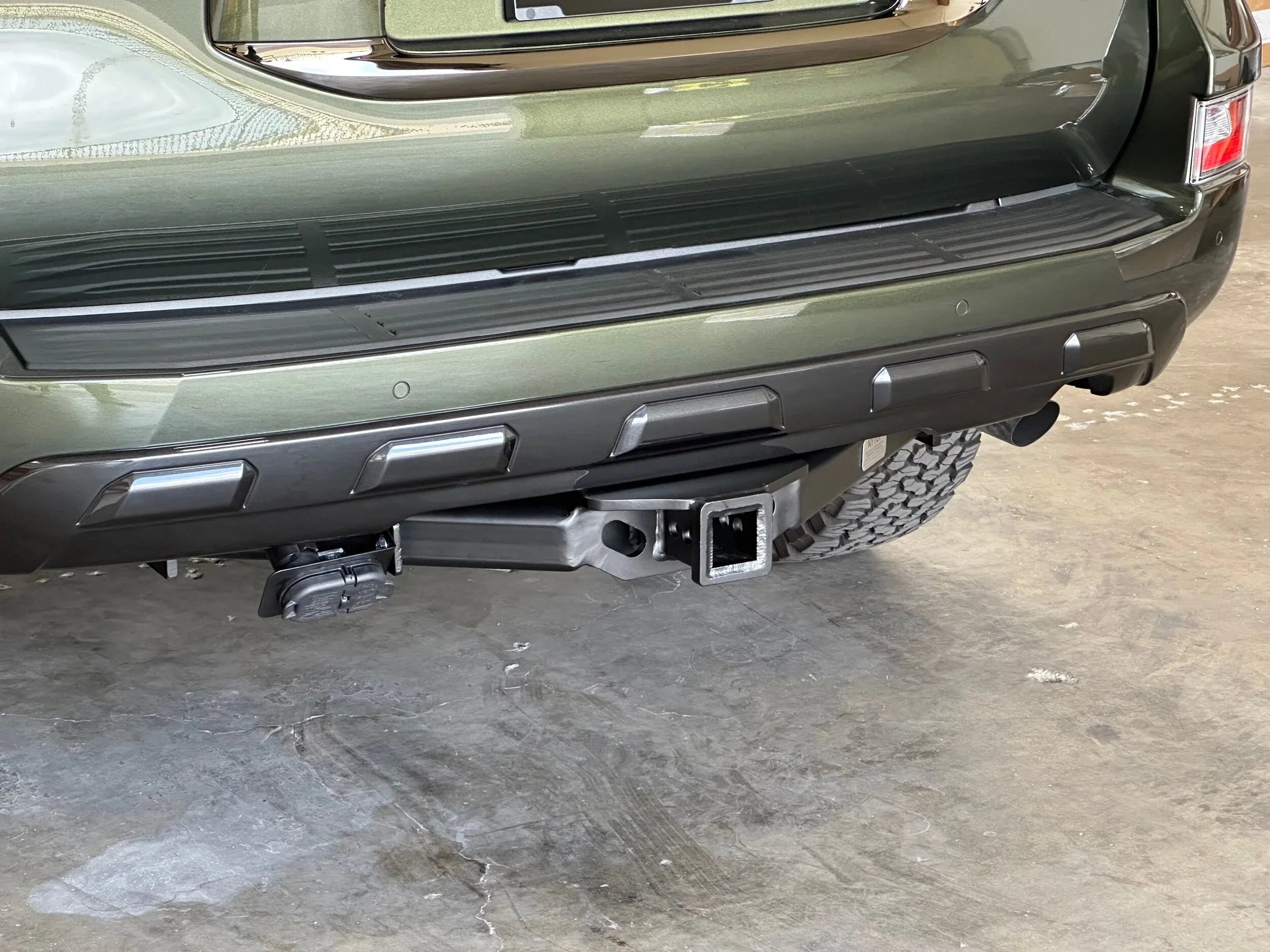 NYTOP Rear Tow Hitch Receiver For 2010-2023 Lexus GX460