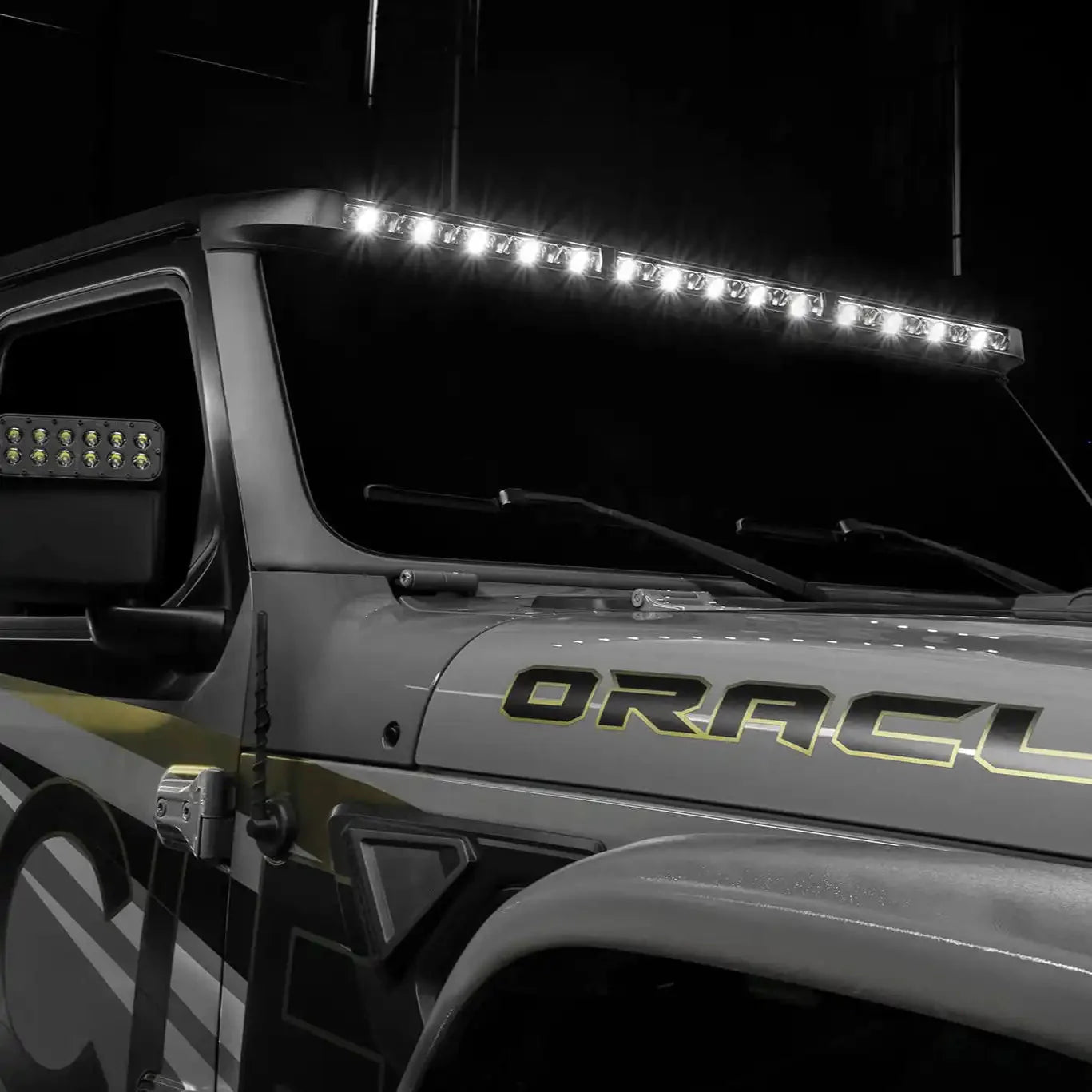Integrated Roof LED Light Bar For Jeep JL/JT | ORACLE 18,000 Lumens 240W