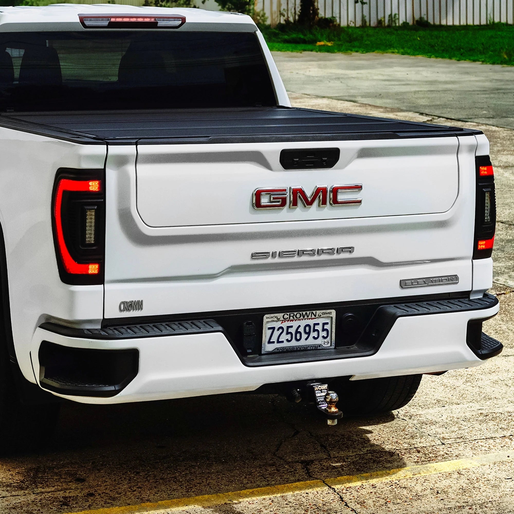 Flush Mount LED Tail Lights For 2019-2026 GMC Sierra Sequential Turn Signals Halogen