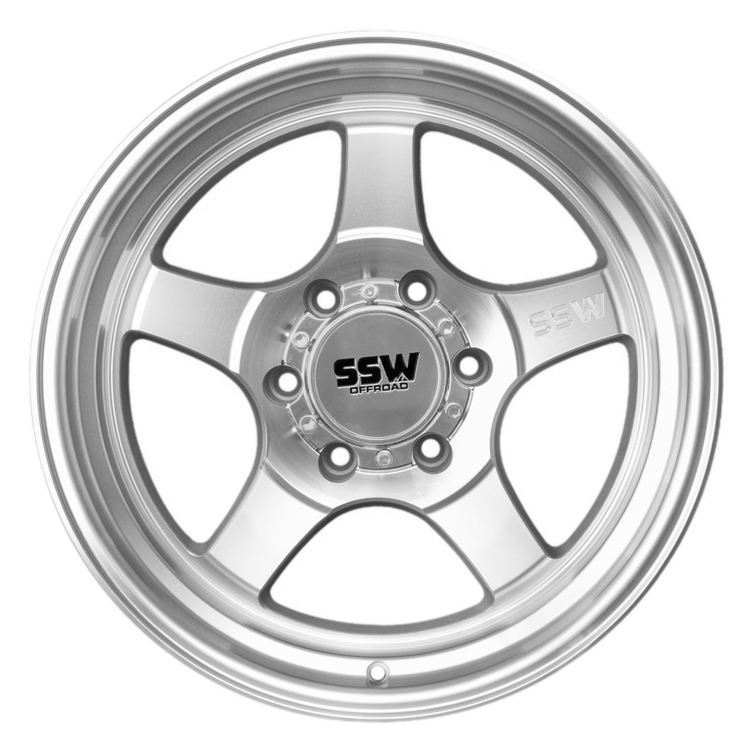 STRYKER / MACHINED SILVER / 17x9.0 -25