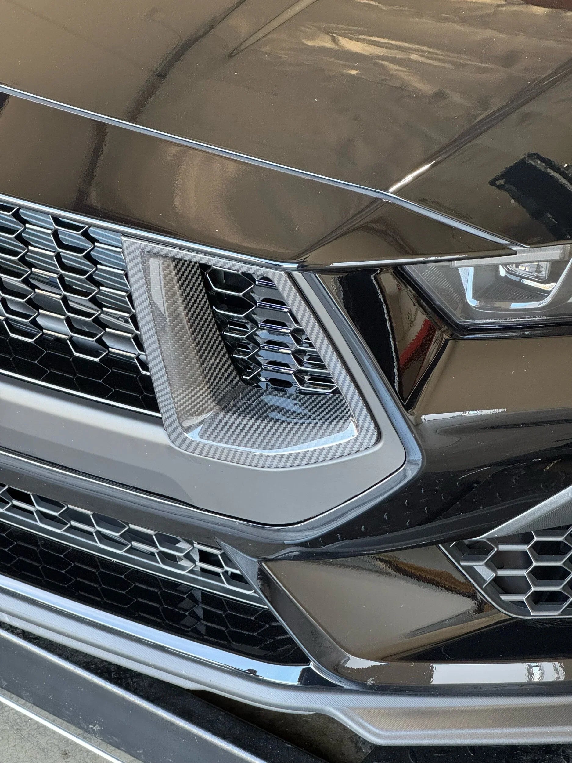 NYTOP Dry Carbon Grille Inserts For 2024-Current Ford Mustang GT
