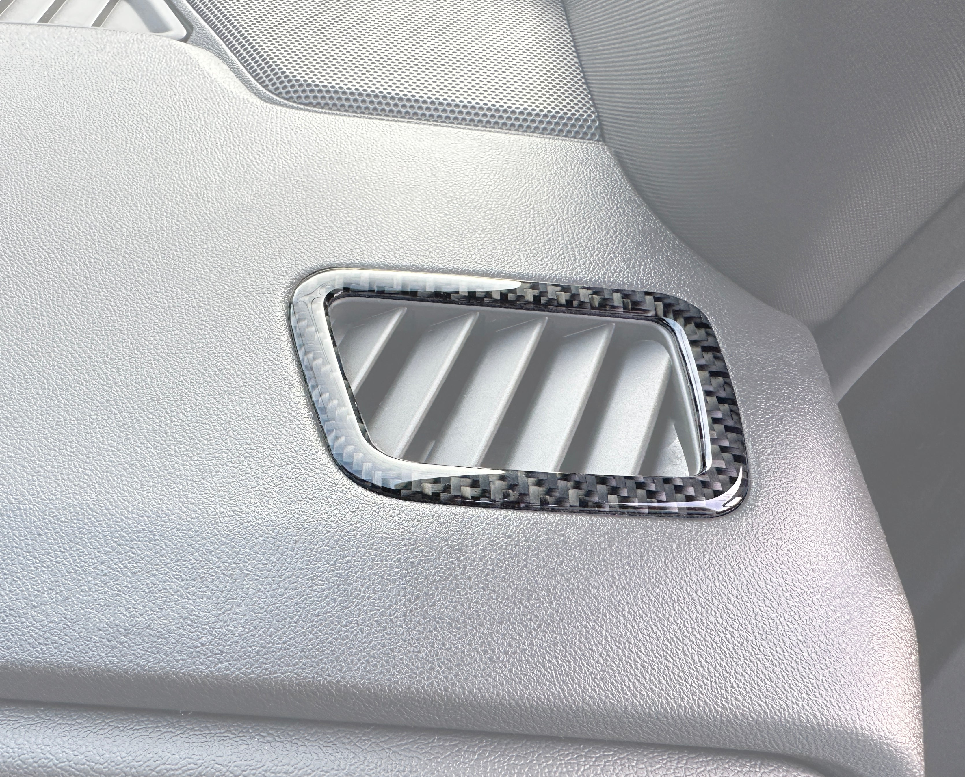 Upper Dash Defrost Vent Accent Trim Fits 2023-2026 Chevrolet Colorado & GMC Canyon