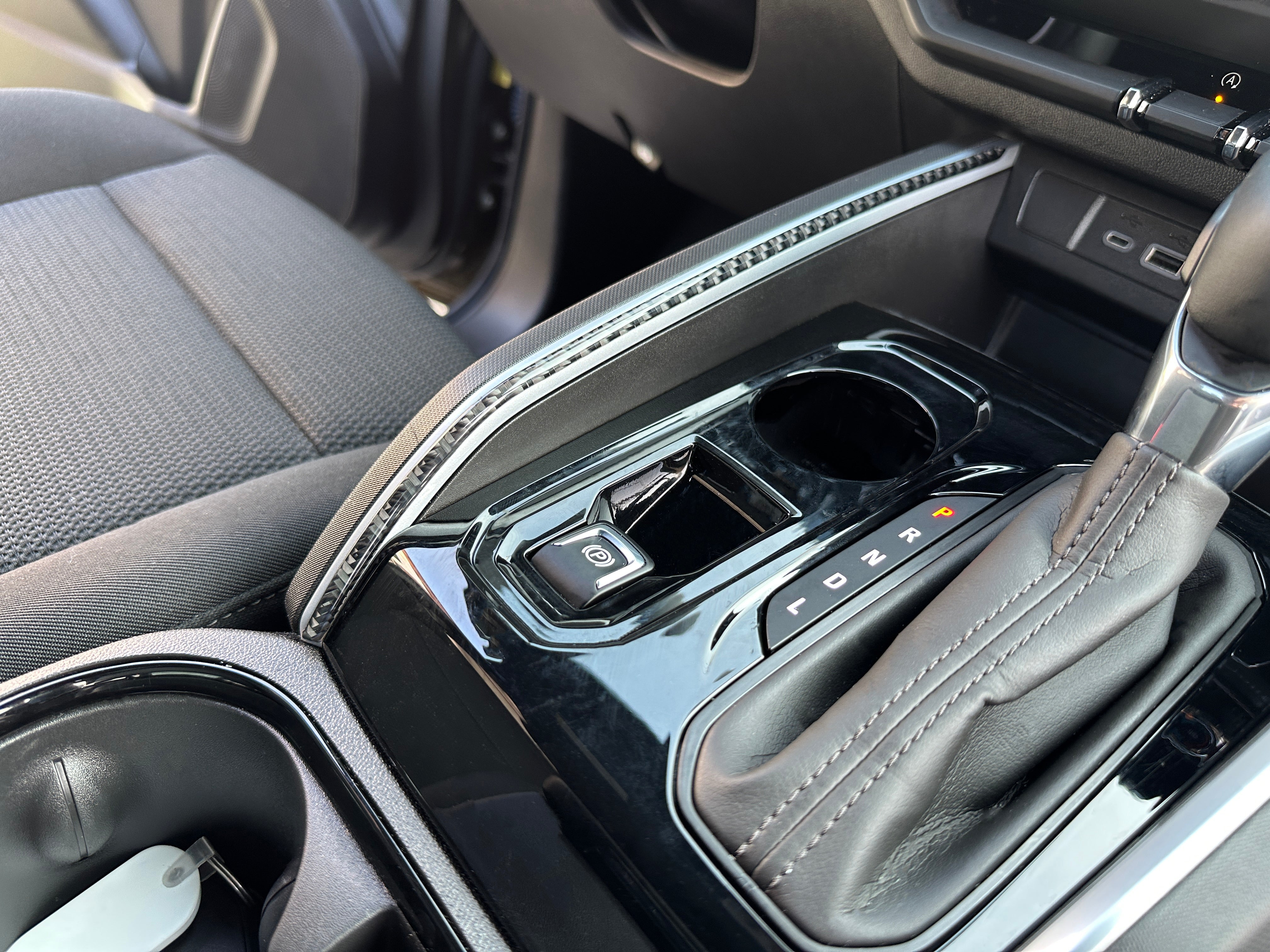 Center Console Line Accent Trim Fits 2023-2026 Chevrolet Colorado & GMC Canyon