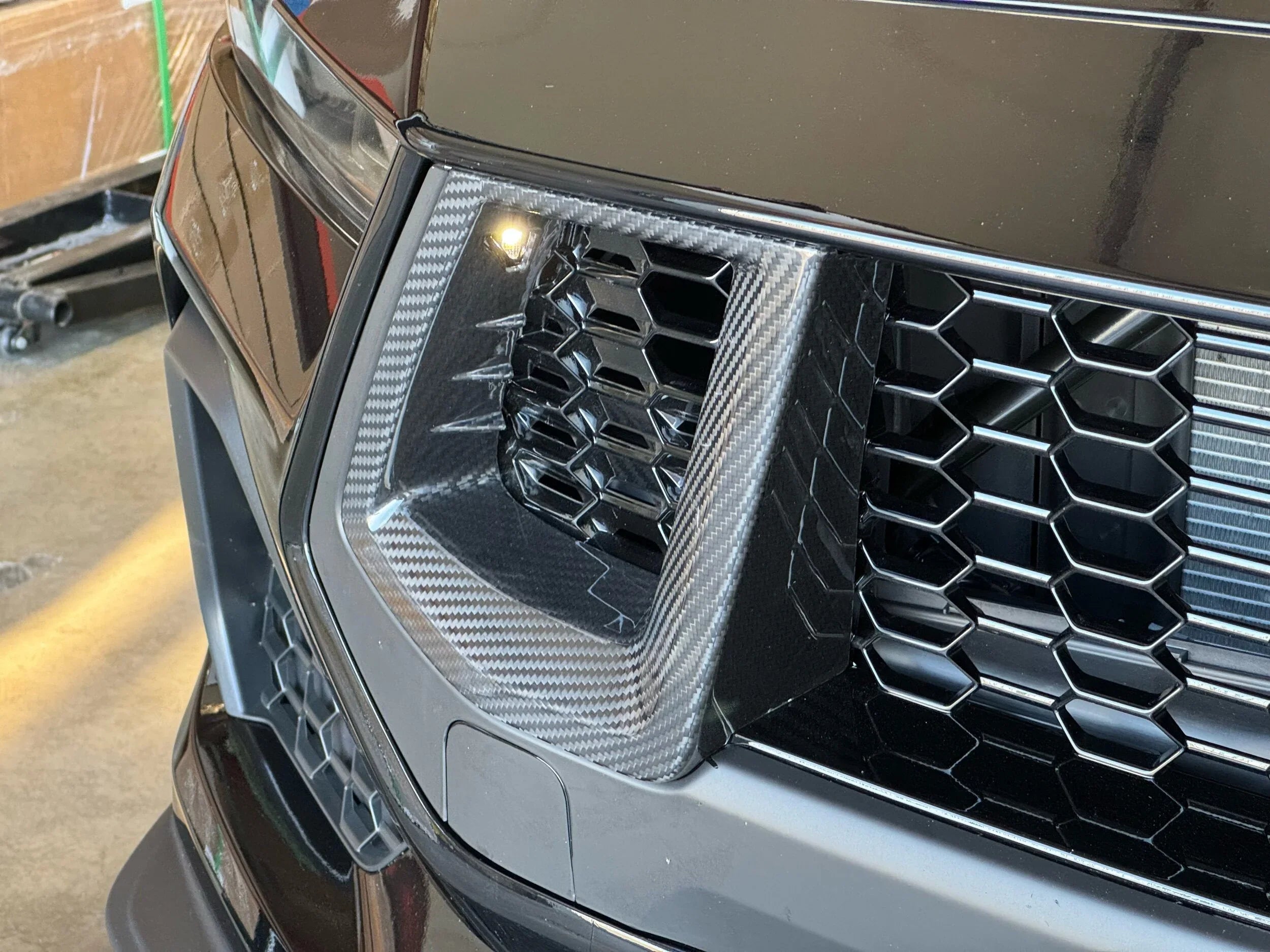 NYTOP Dry Carbon Grille Inserts For 2024-Current Ford Mustang GT