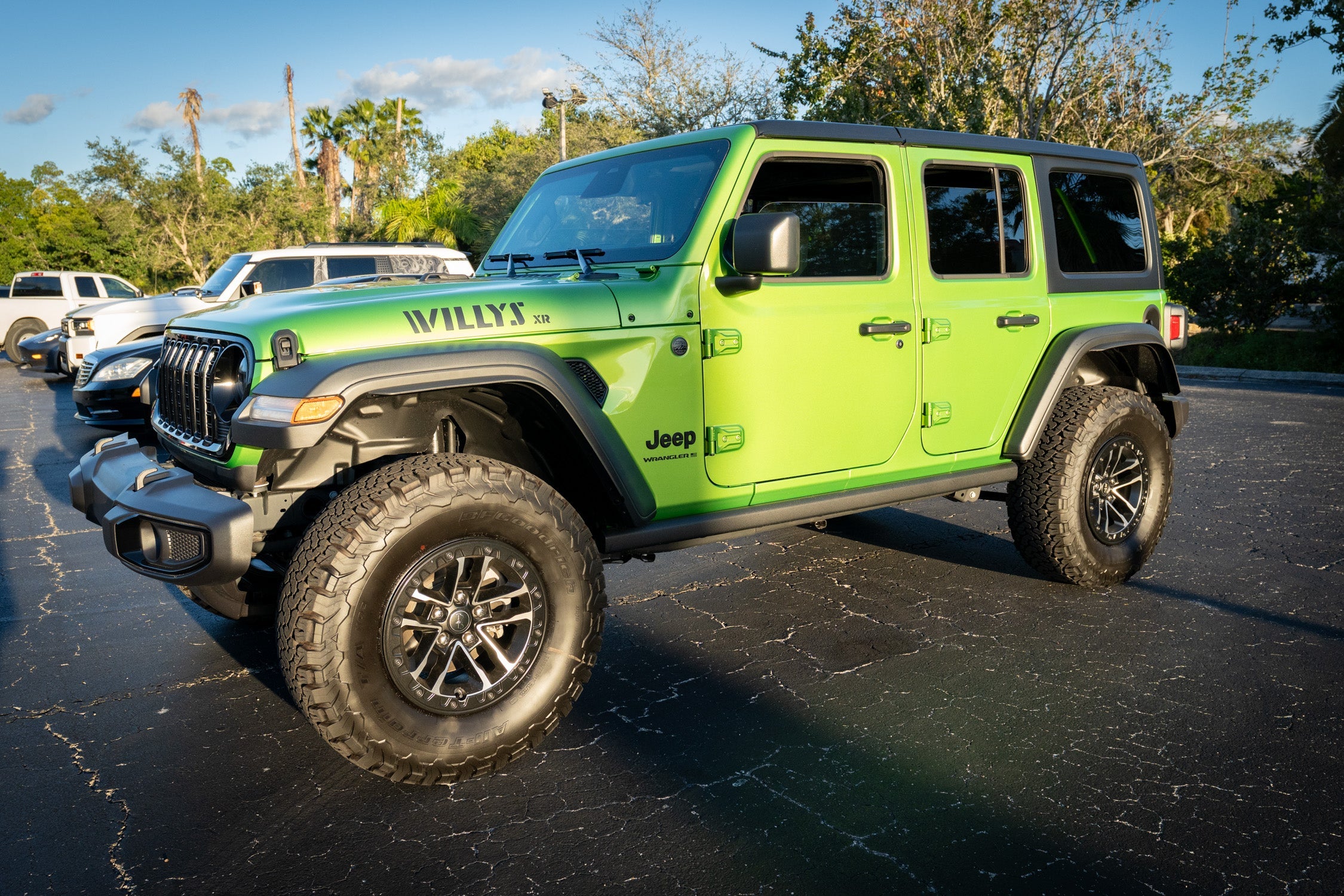 XR Stencil Style Hood Decals For 2022+ Wrangler Willys Xtreme Recon