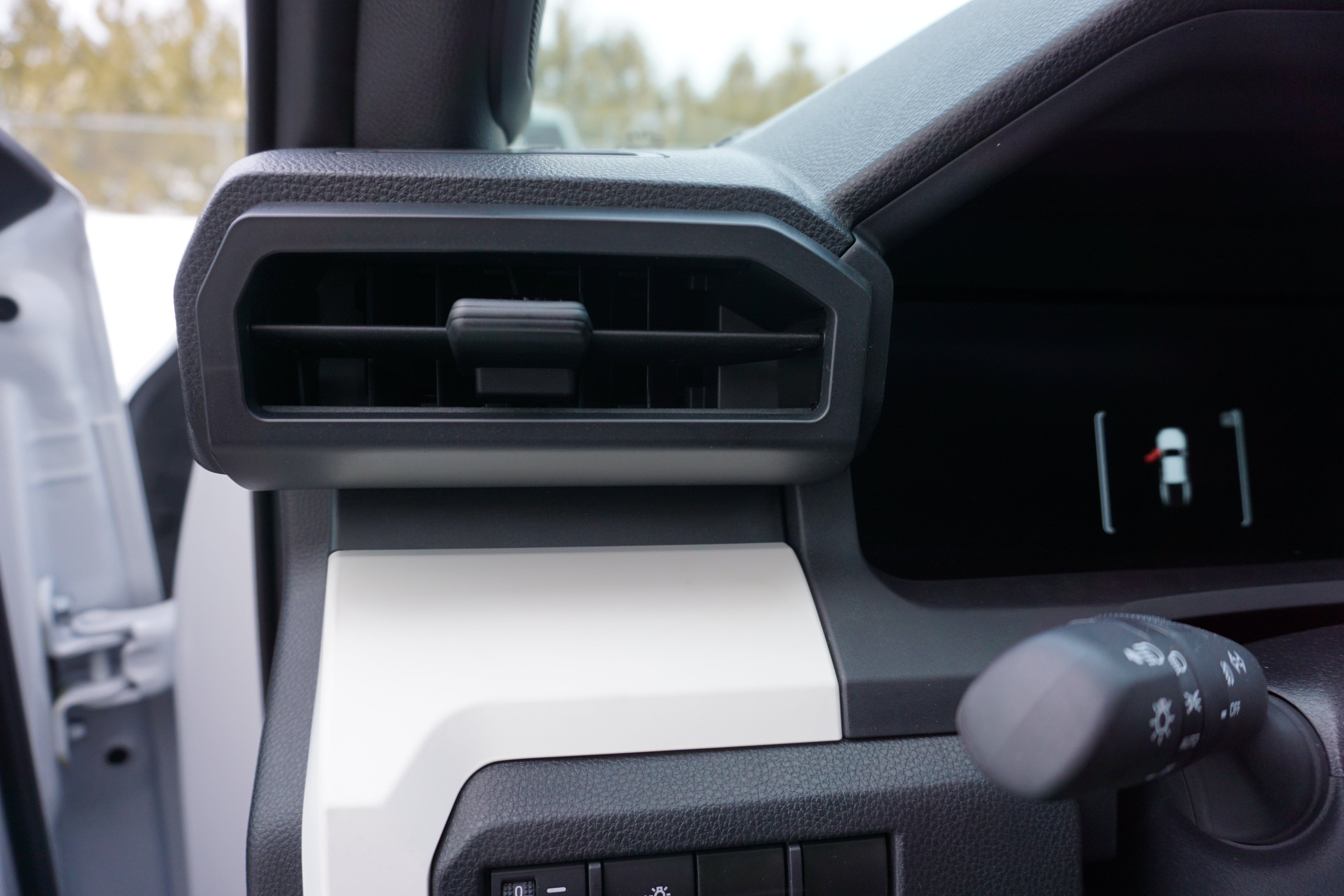 VENT TRIM (For 2024+ TACOMA / 2025+ 4RUNNER) - BLACK