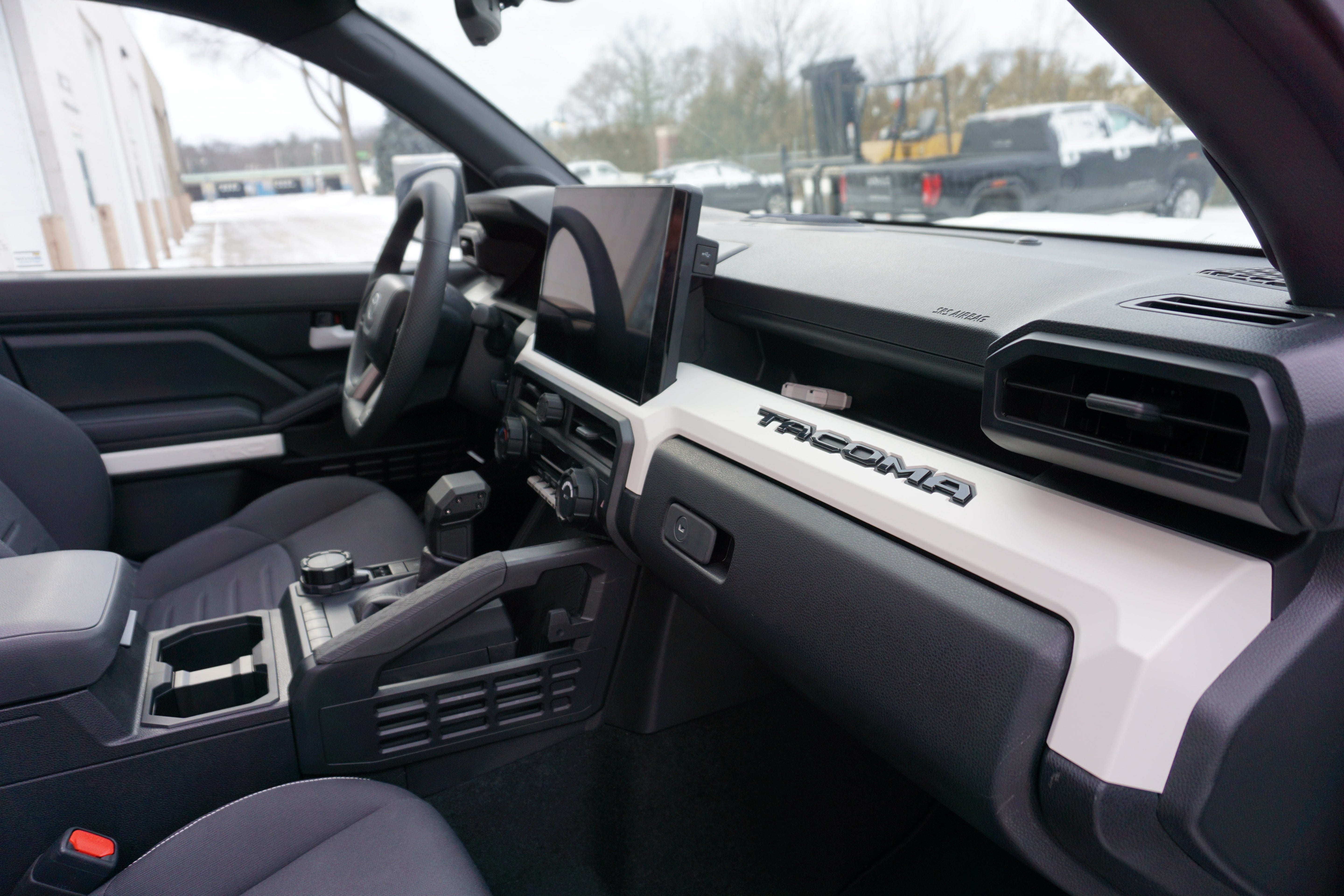 VENT TRIM (For 2024+ TACOMA / 2025+ 4RUNNER) - BLACK