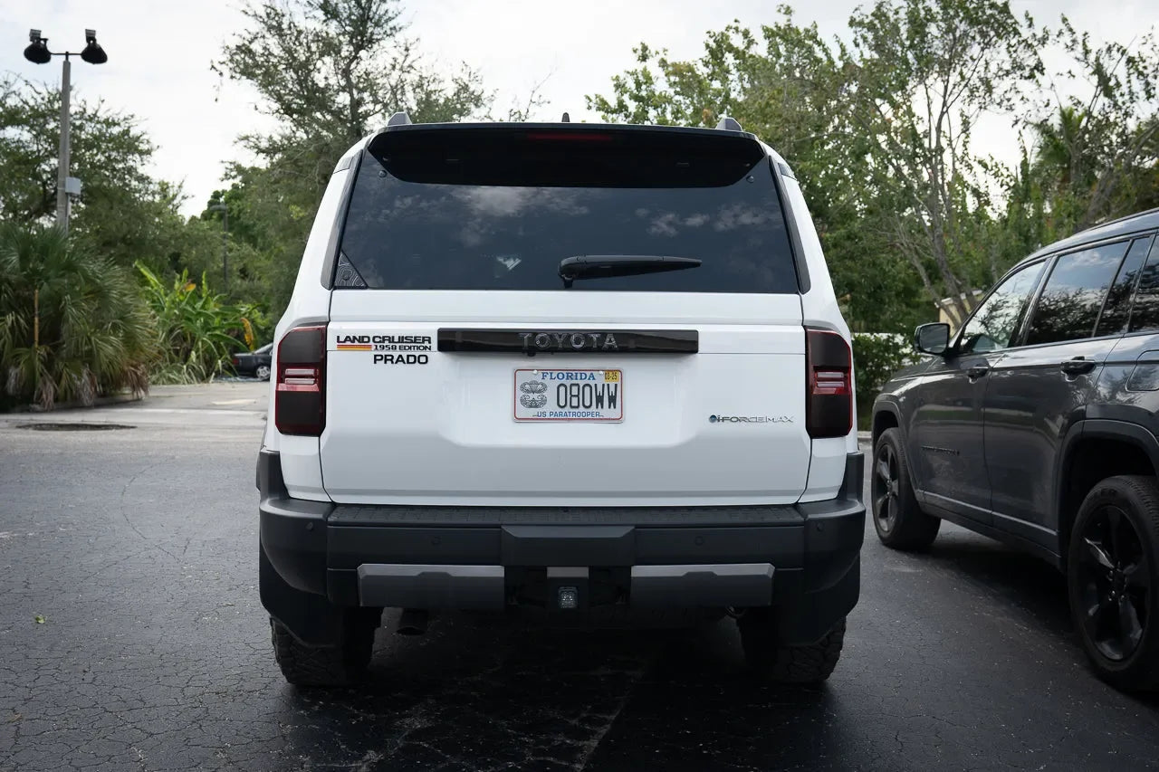 Tail Light Overlays For 2024+ Land Cruiser