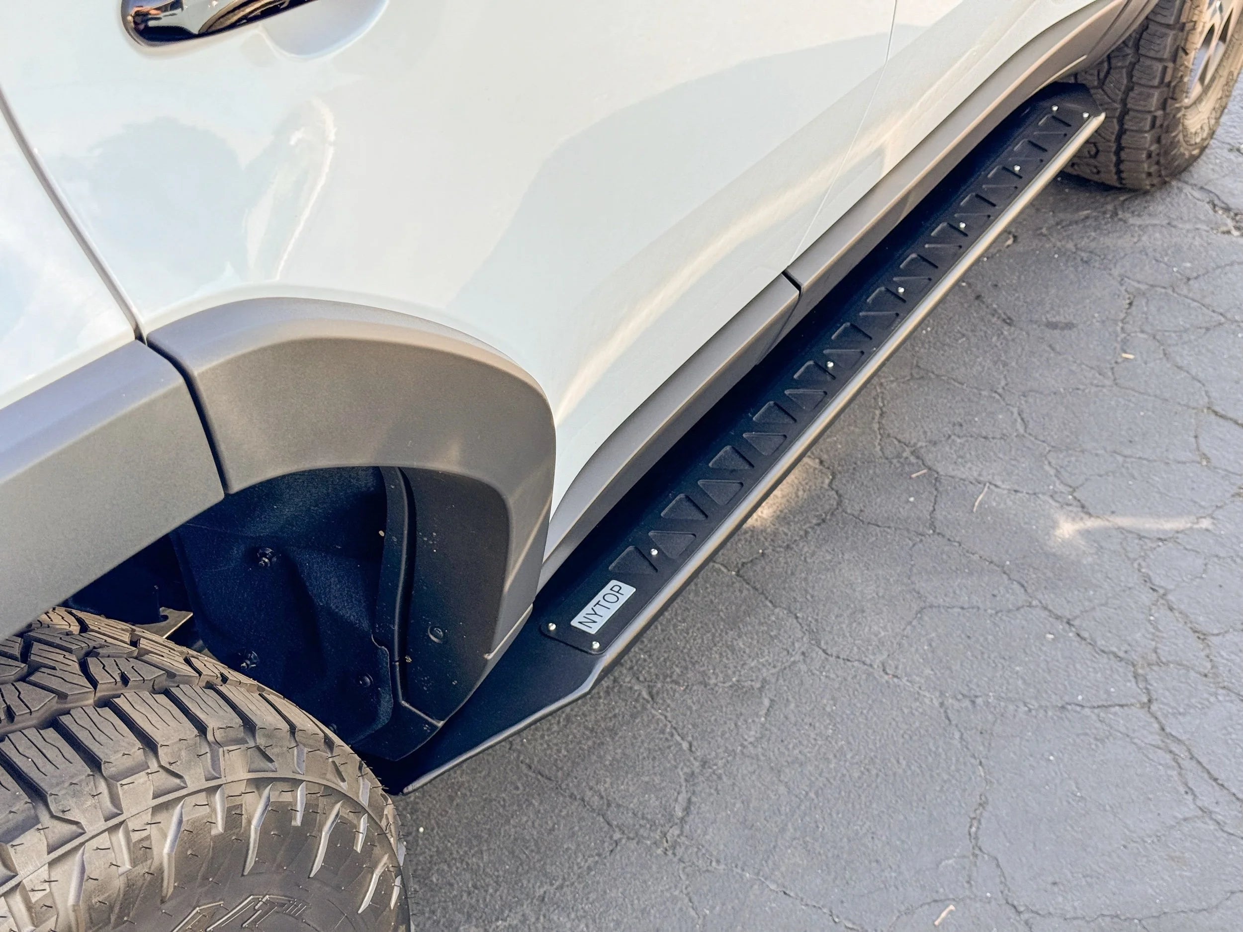 NYTOP Rock Sliders For 2024-Current Lexus GX550/Toyota Land Cruiser