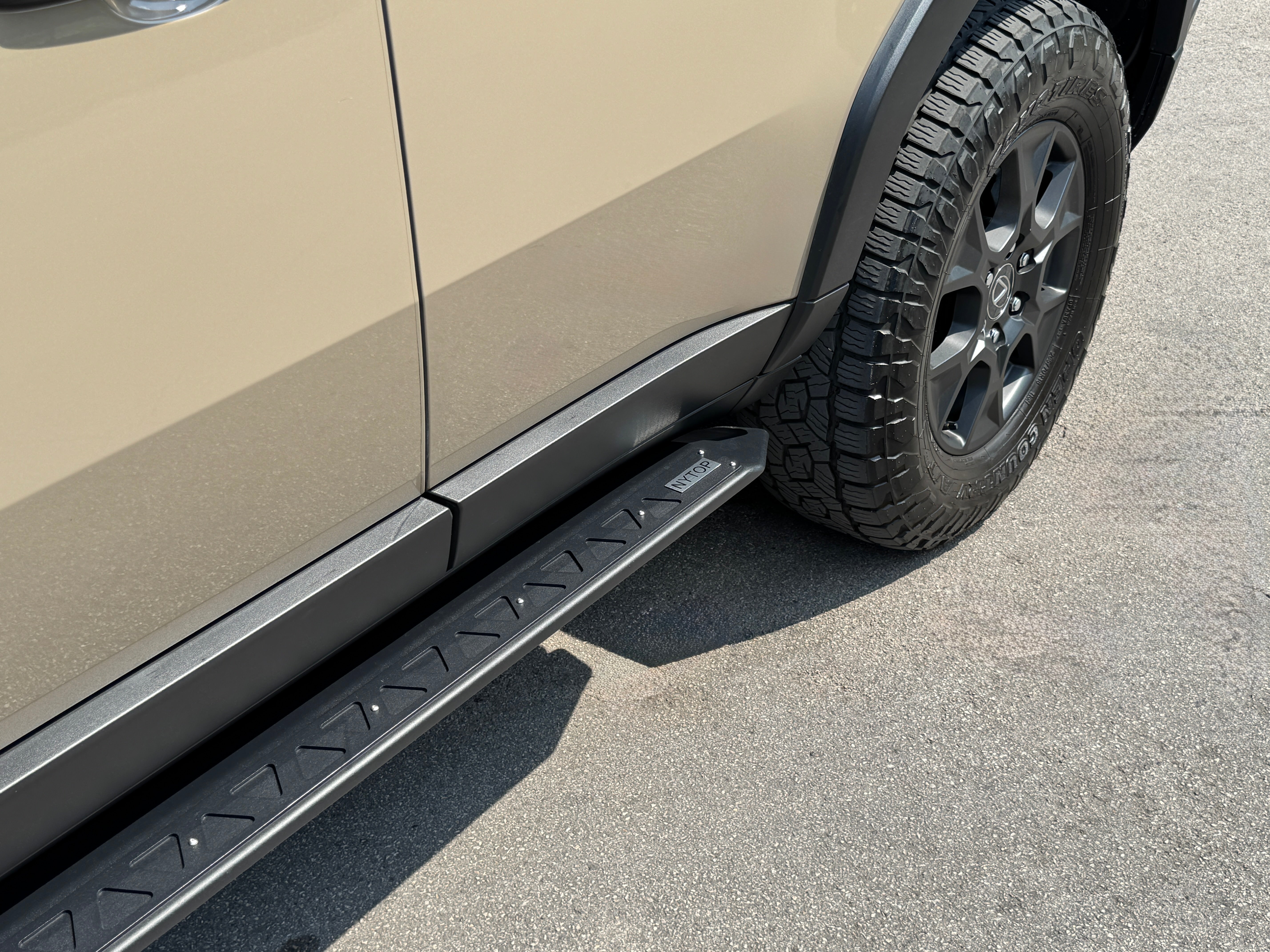 NYTOP Rock Sliders For 2024-Current Lexus GX550/Toyota Land Cruiser