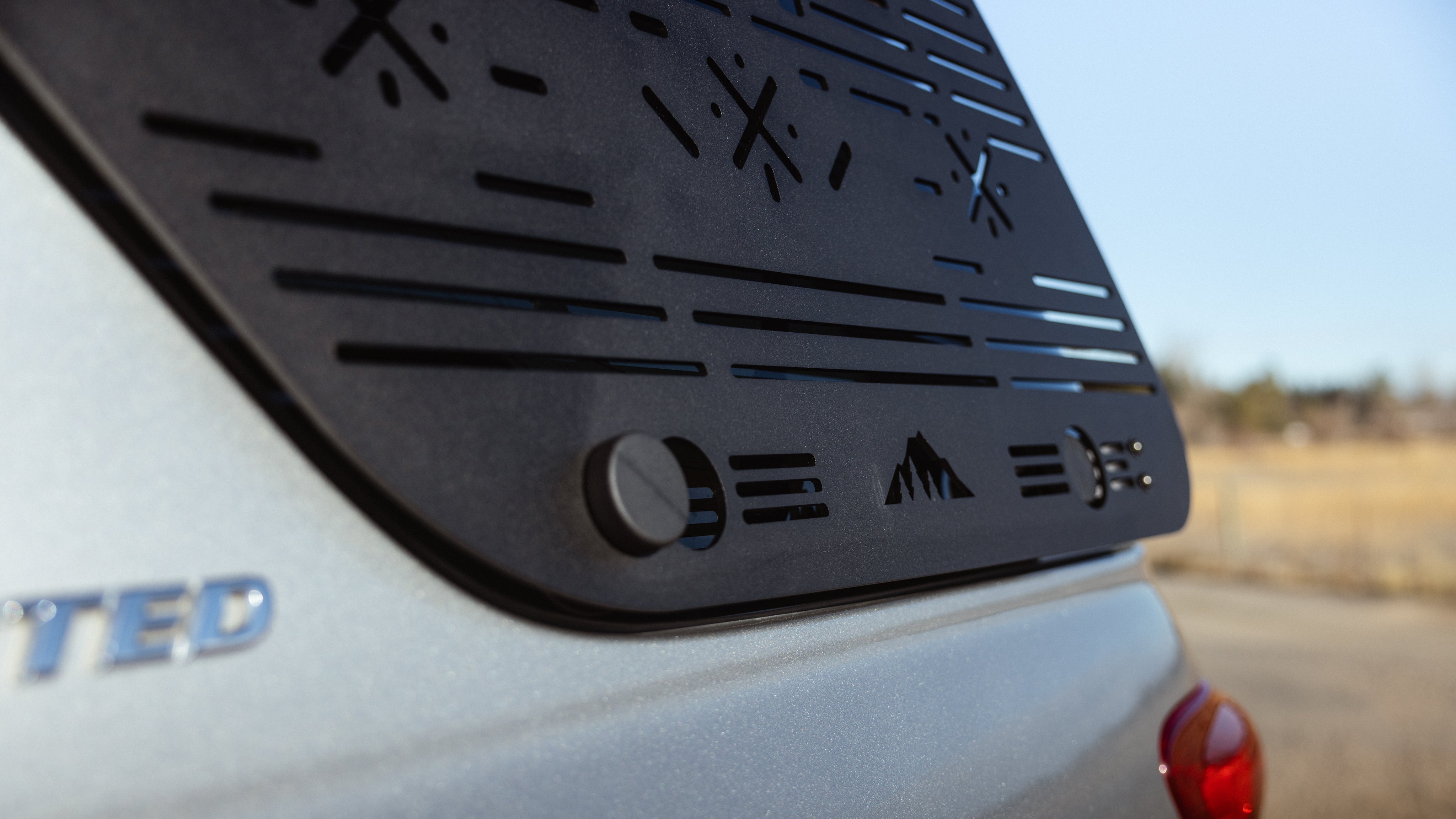 Window Panel For 1st Gen Sequoia 2001-2007
