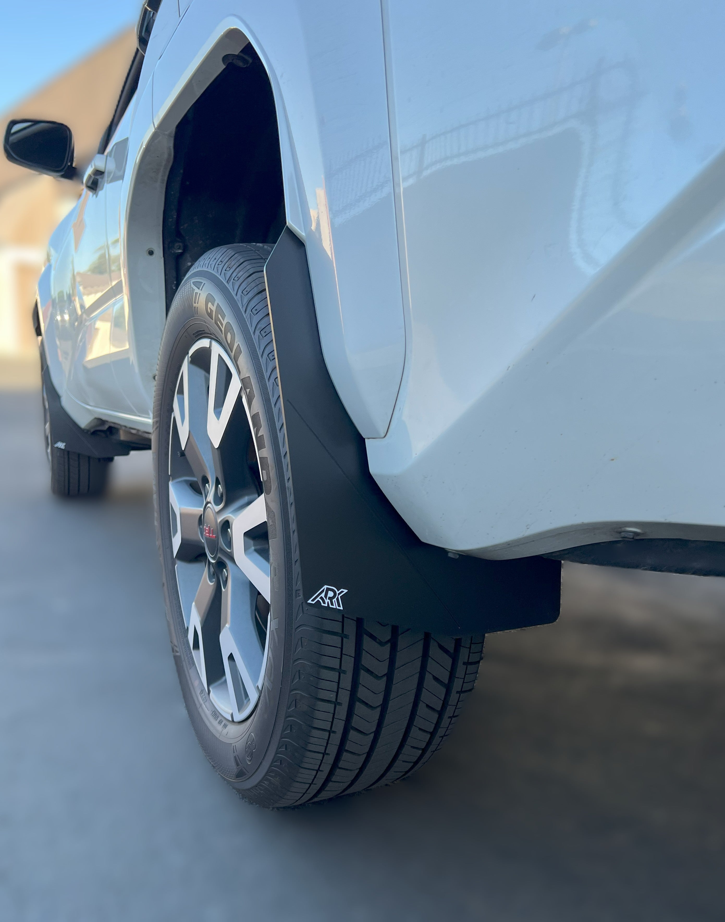 TriXpoly Mid-Mudflaps For 2025+ Toyota 4Runner
