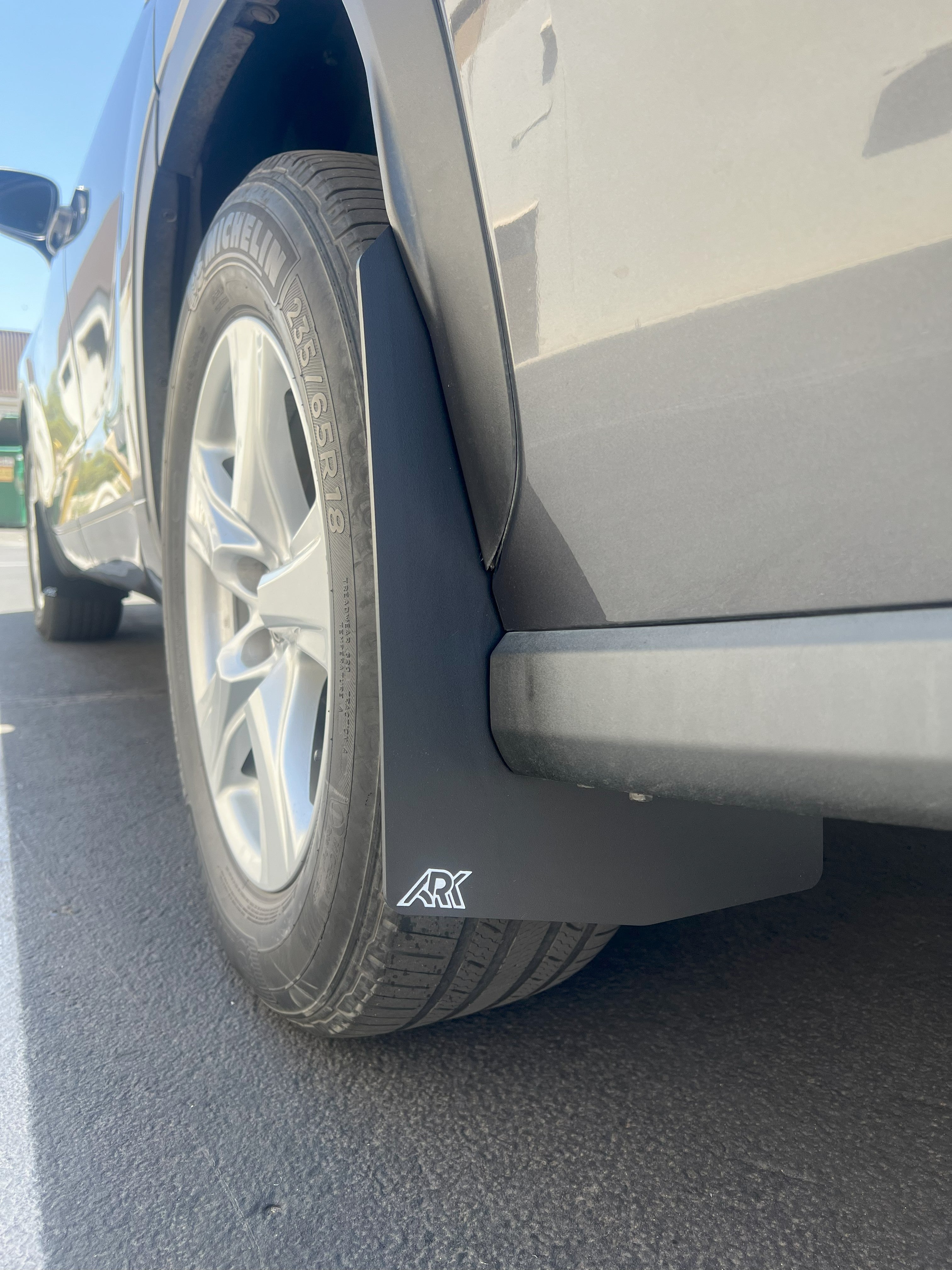TriXPoly Mid Mudflaps For 2020+ Toyota Highlander