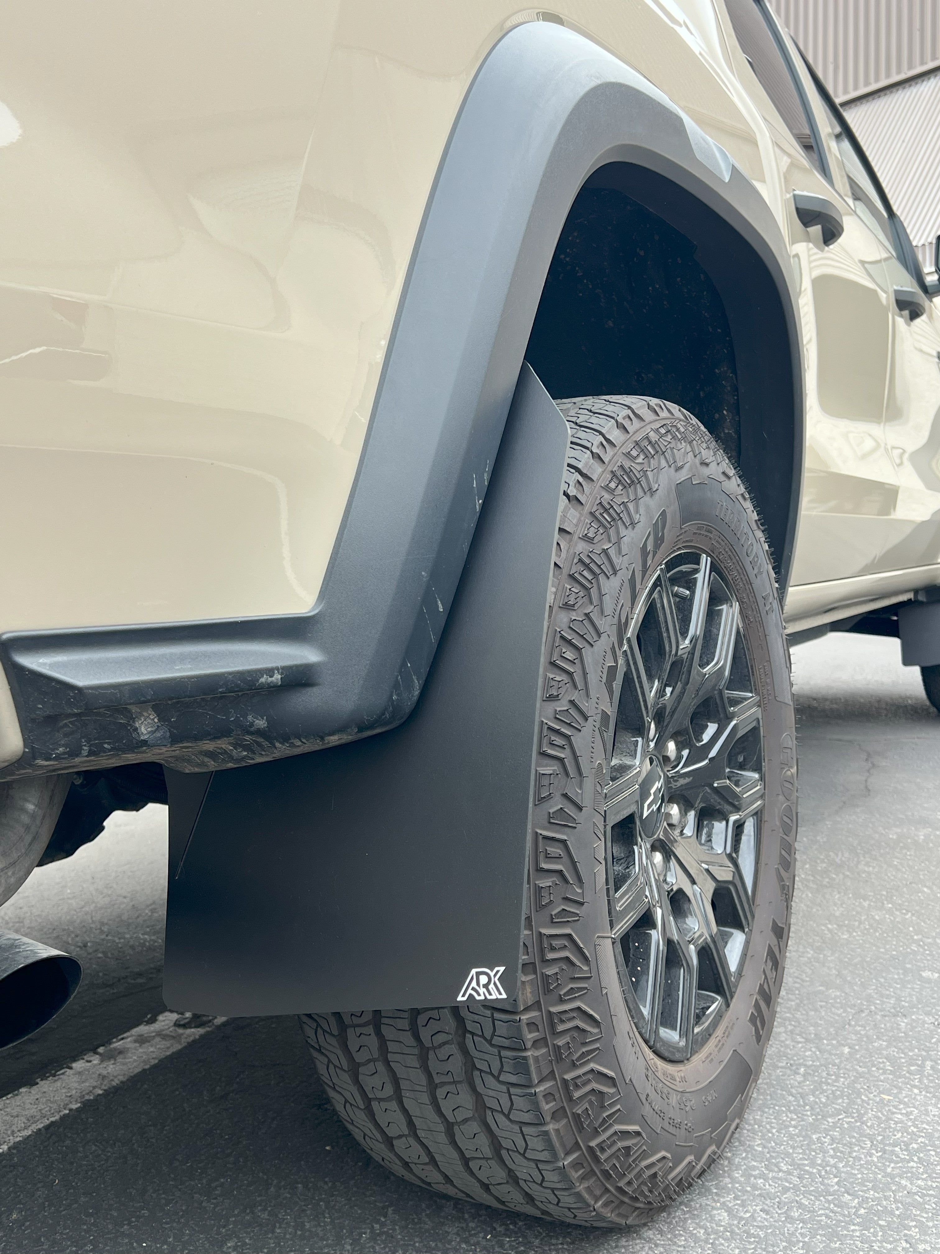 TriXPoly Mudflaps For 2023+ Chevy Colorado ZR2/Trailboss